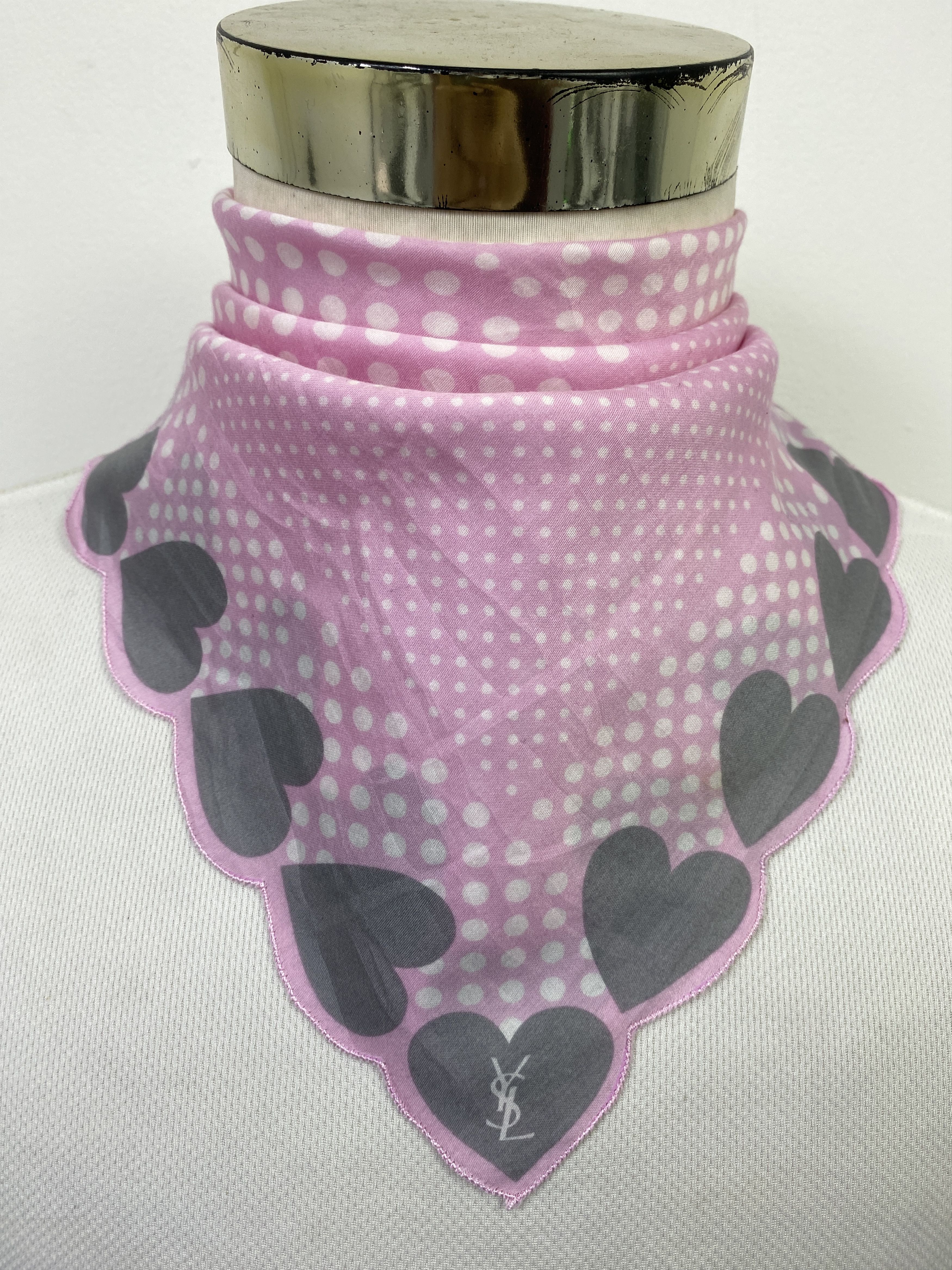 Yves Saint Laurent Yves Saint Laurent Handkerchief / Neckerchief KT0047 Size ONE SIZE - 2 Thumbnail