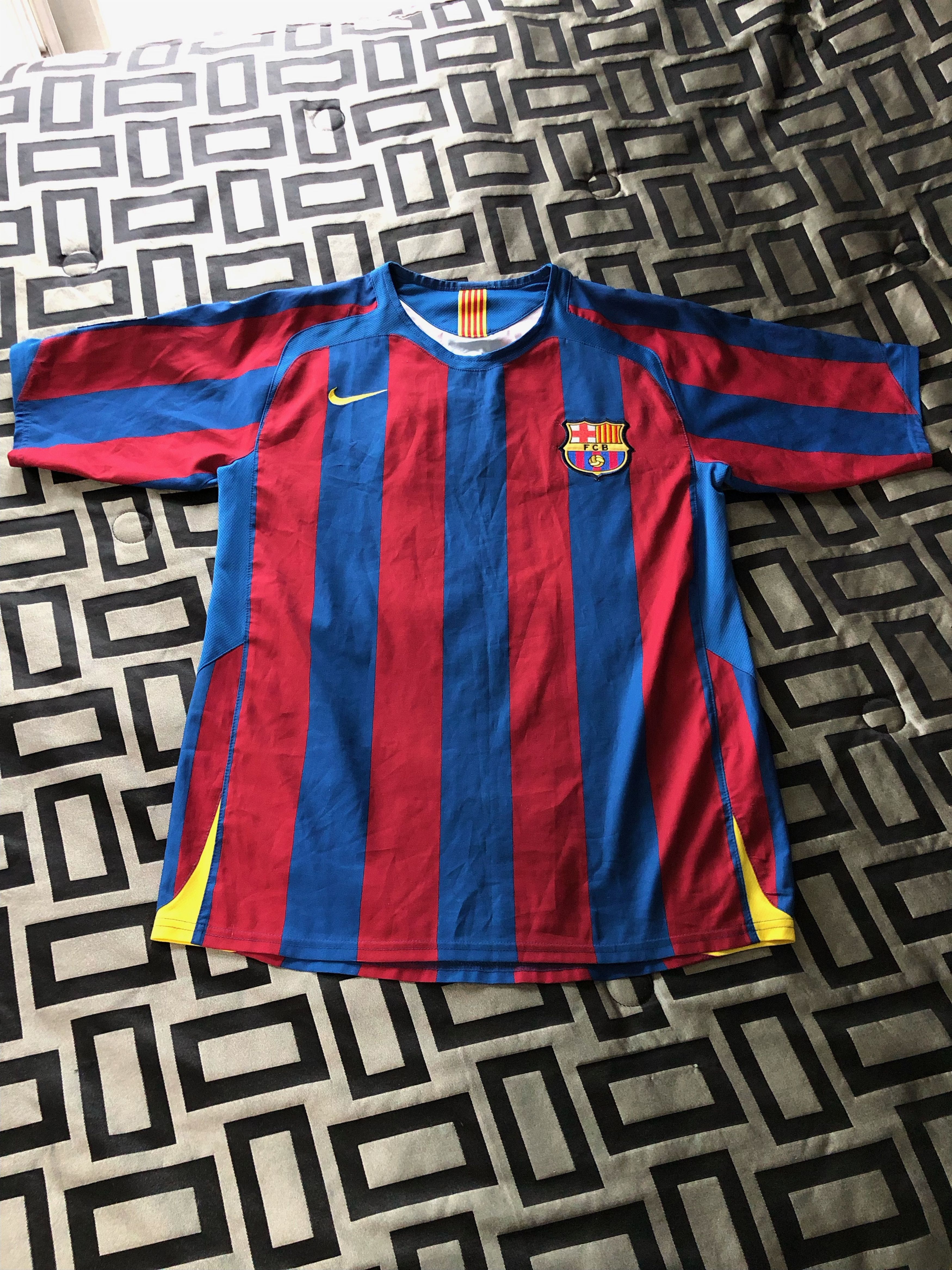 Nike FC Barcelona Samuel Eto Jersey Size US S / EU 44-46 / 1 - 2 Thumbnail
