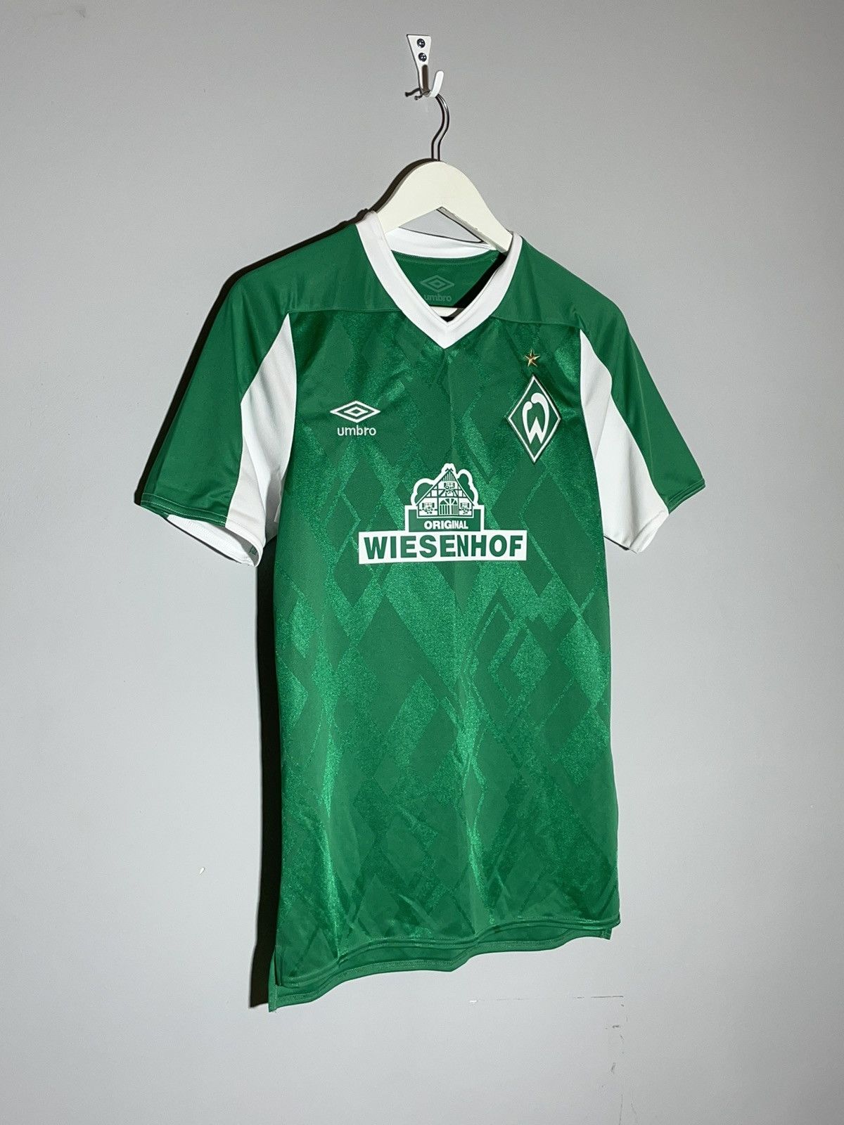 Umbro Werder Bremen Umbro 2020-21 Home Y2k Football Shirt Size US S / EU 44-46 / 1 - 2 Thumbnail