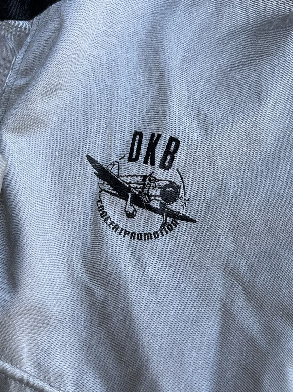 Band Tees × KISS × Schott Silver reflective vintage Schott x DKB x KISS bomber jacket Size US L / EU 52-54 / 3 - 9 Thumbnail