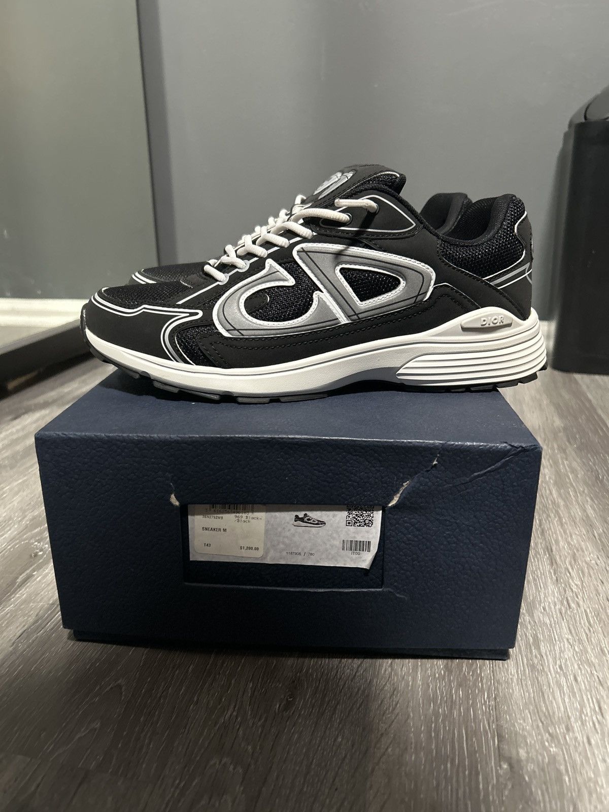 Dior Dior B30 Black & White Size 43(10M) Size US 10 / EU 43 - 1 Thumbnail