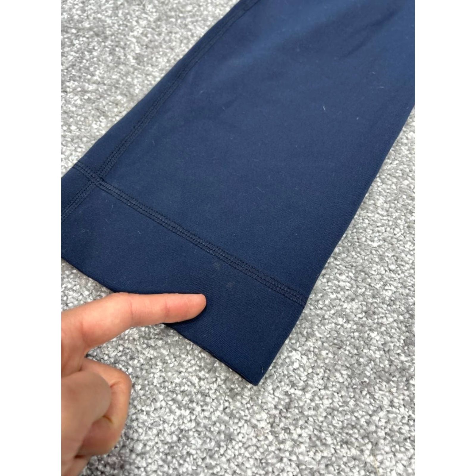 Lululemon Lululemon Pants Womens 2 Navy Blue Pockets Tight Crop Size 26" / US 2 / IT 38 - 2 Thumbnail