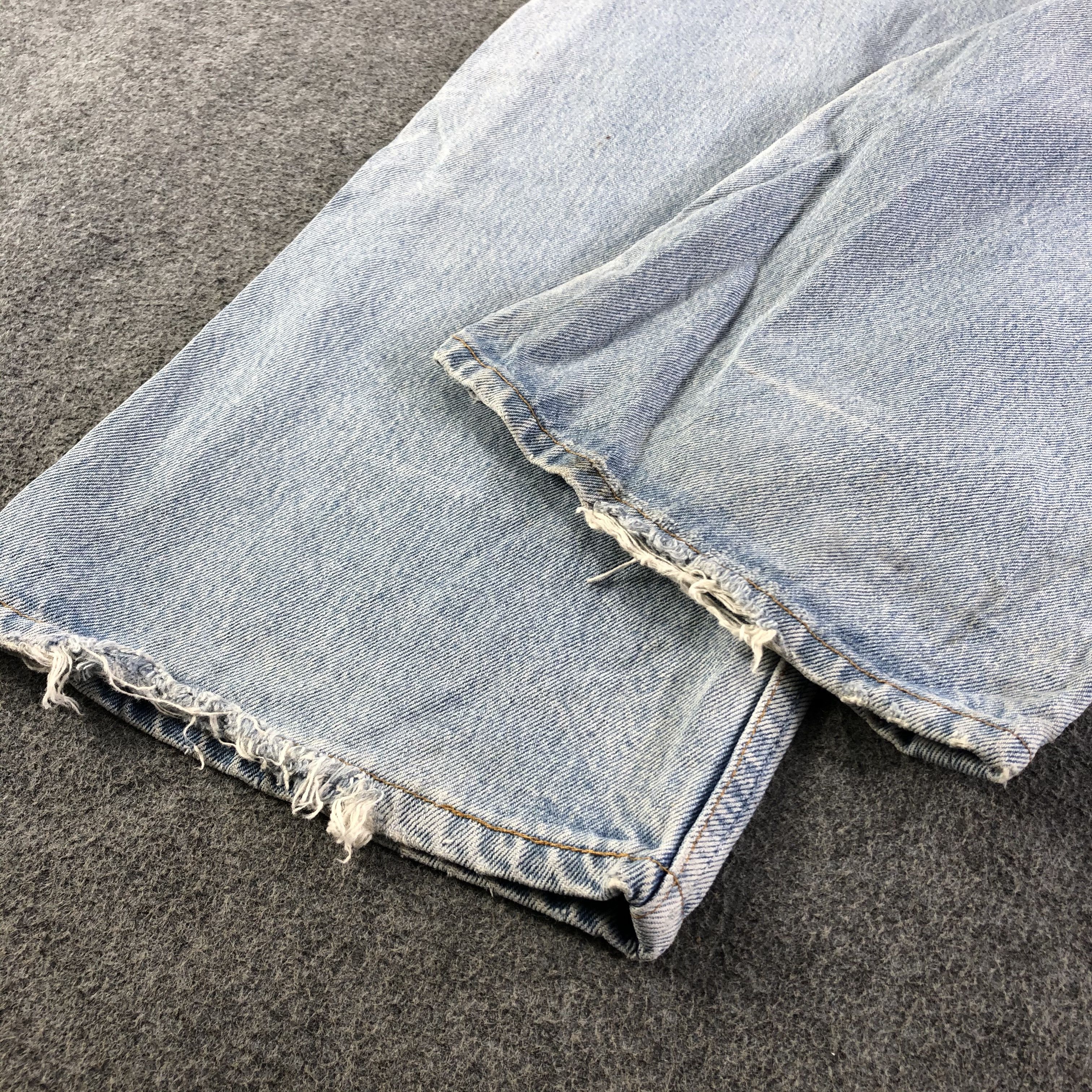 Levi's 90s Vintage Light Wash Levis 501 Jeans-J2997 Size US 44 / EU 60 - 6 Thumbnail