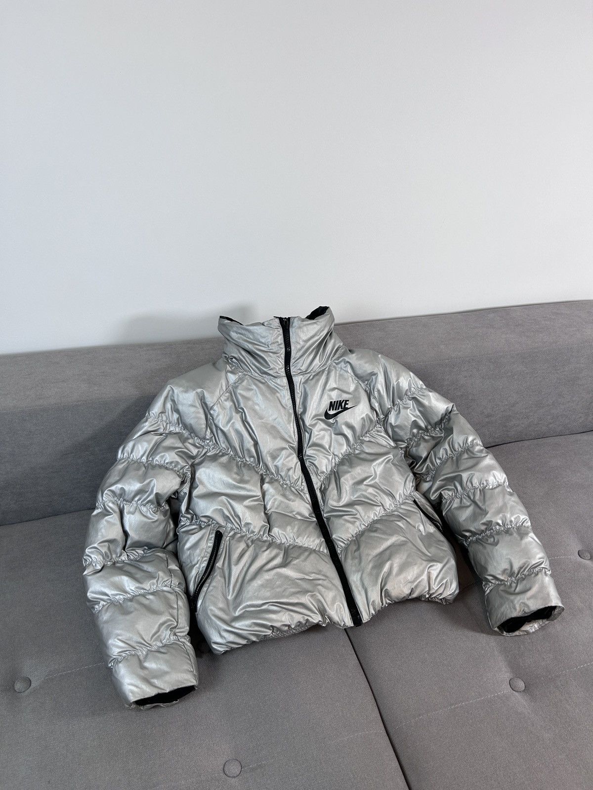 Nike Rare Nike chrome down jacket 💥🔥 Size S / US 4 / IT 40 - 2 Thumbnail