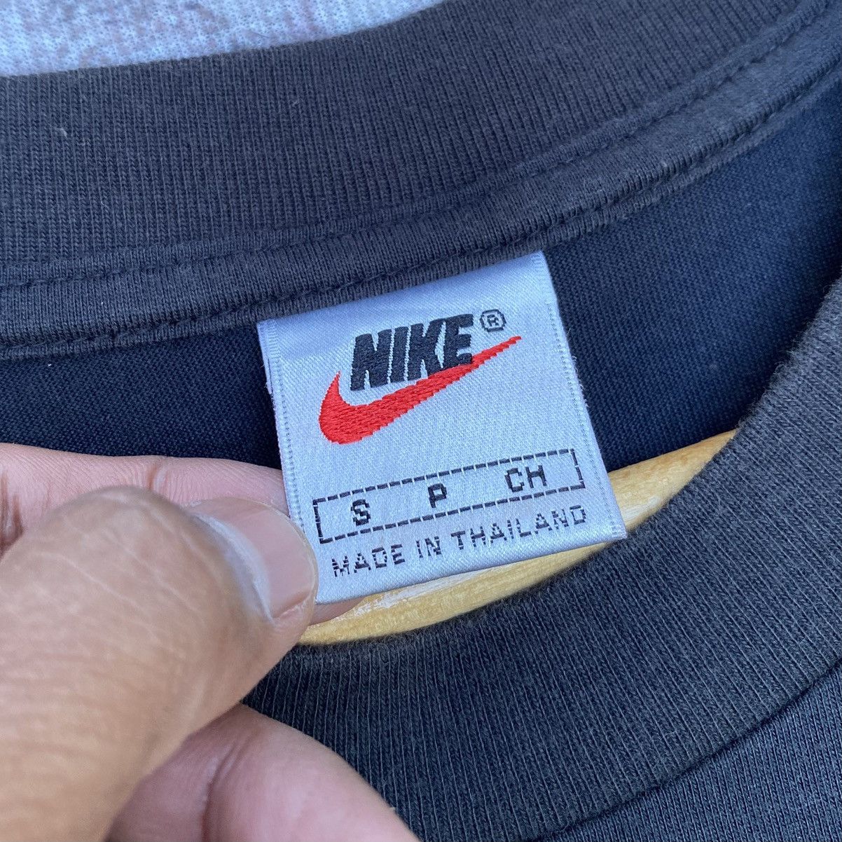 Nike Vintage 90s Nike Acg Og Logo Shirt Nike Acg SunFaded Size US S / EU 44-46 / 1 - 11 Thumbnail