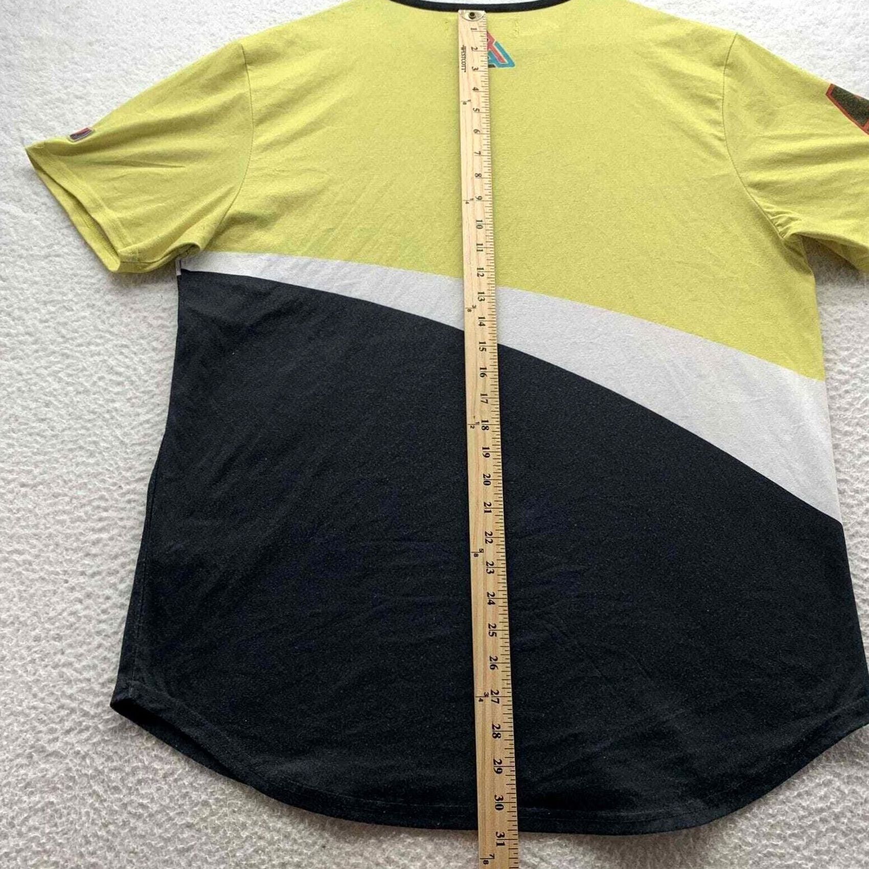Black Pyramid Black Pyramid T-Shirt Mens XL 5 Car Racing Graphic Yellow White Black Colorblock Size US XL / EU 56 / 4 - 6 Thumbnail