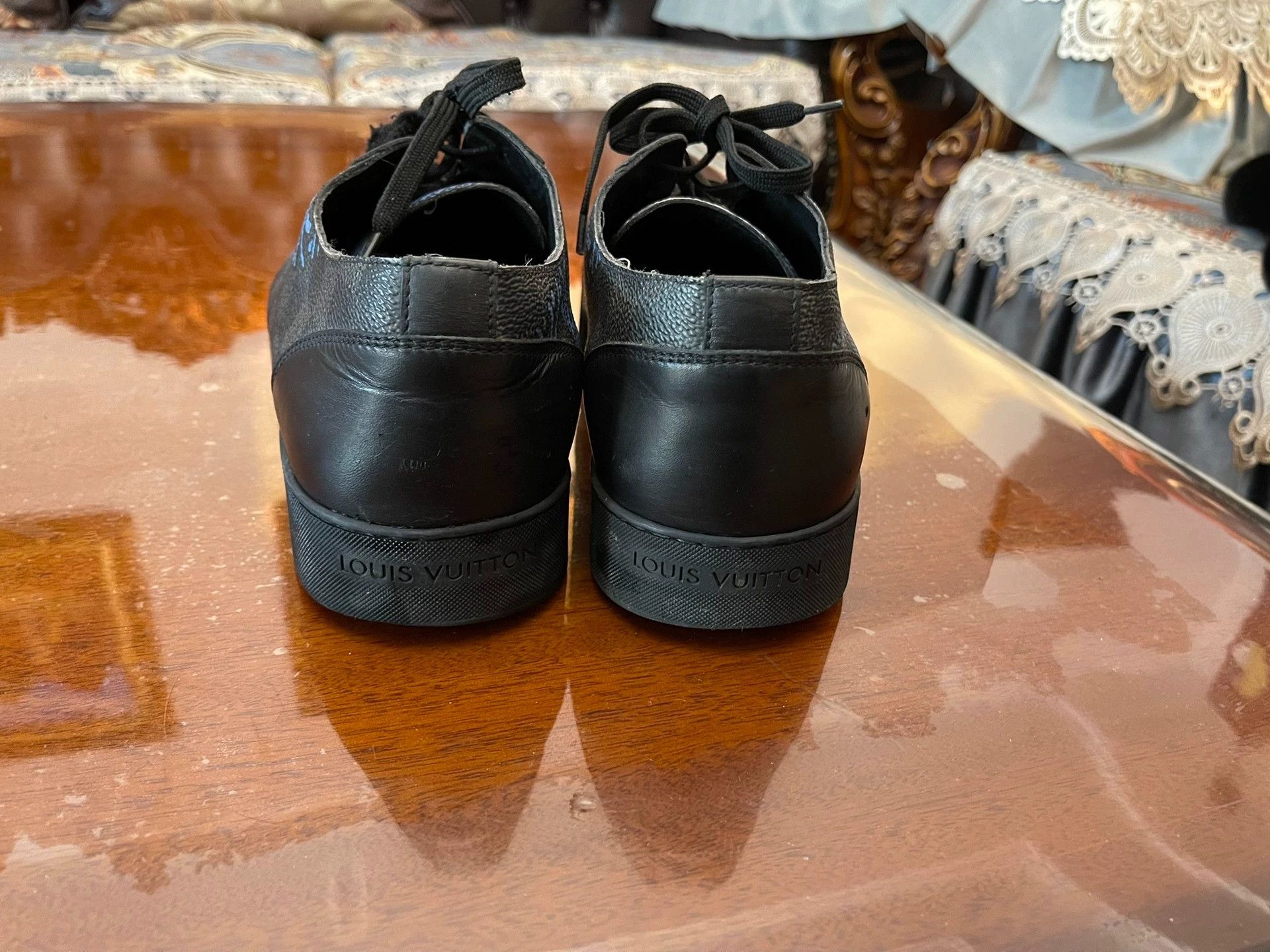 Louis Vuitton LV Damier Vine Series US 7 Shoes Size US 7 / EU 40 - 4 Thumbnail