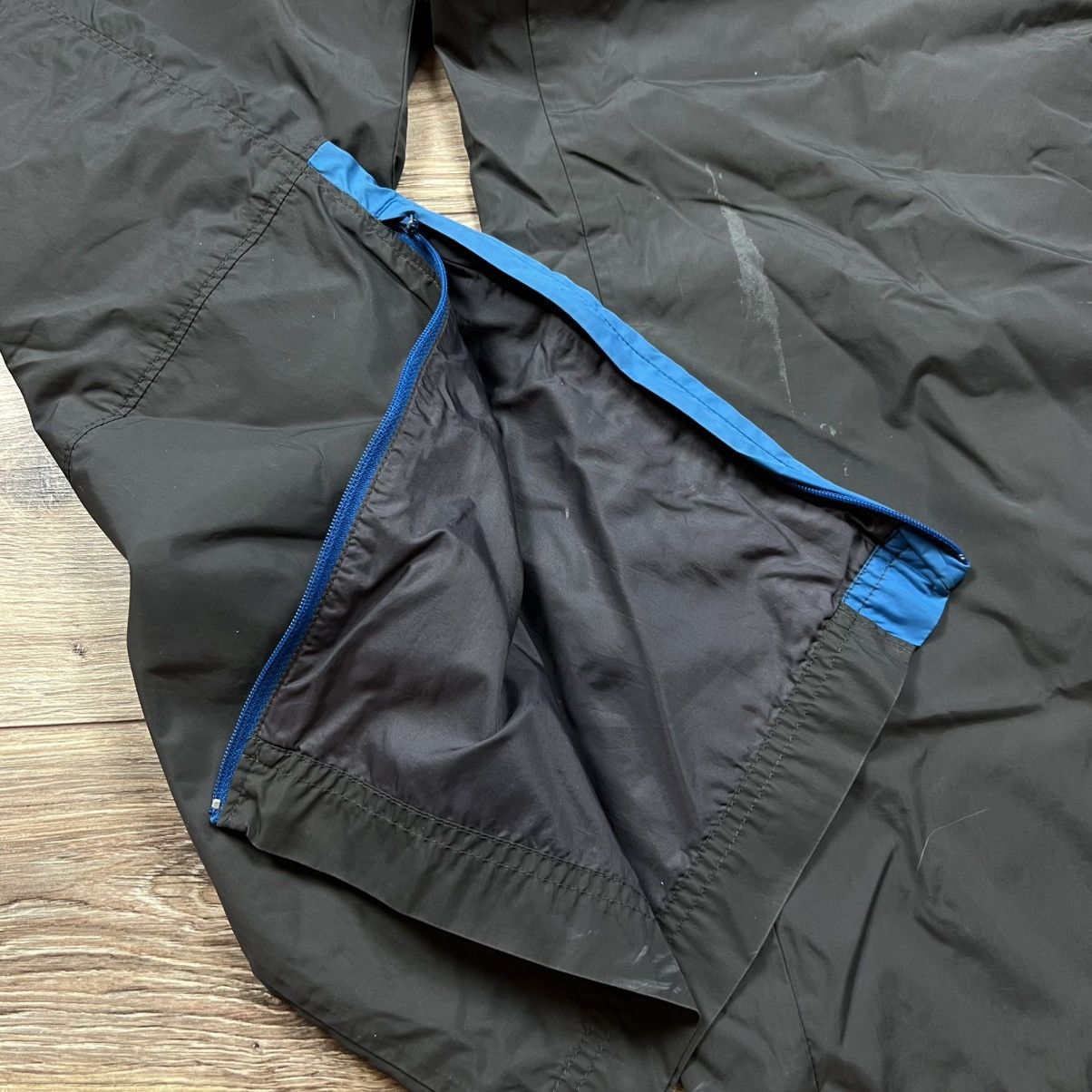 Nike 90s Nike Swoosh Vintage Y2K Gorpcore Parachute Sweatpants Size US 32 / EU 48 - 10 Thumbnail