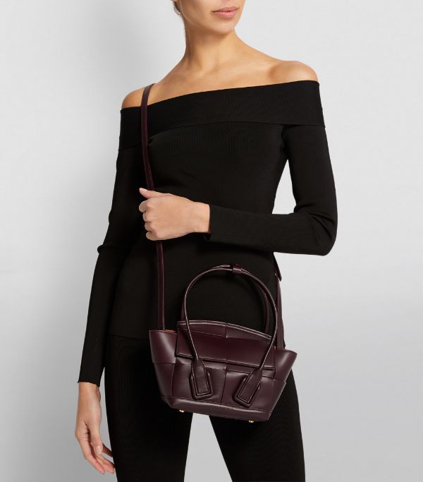 Bottega Veneta o1loc1c0824 Size: OS / Small Arco Bag in Bordeaux Size ONE SIZE - 4 Thumbnail