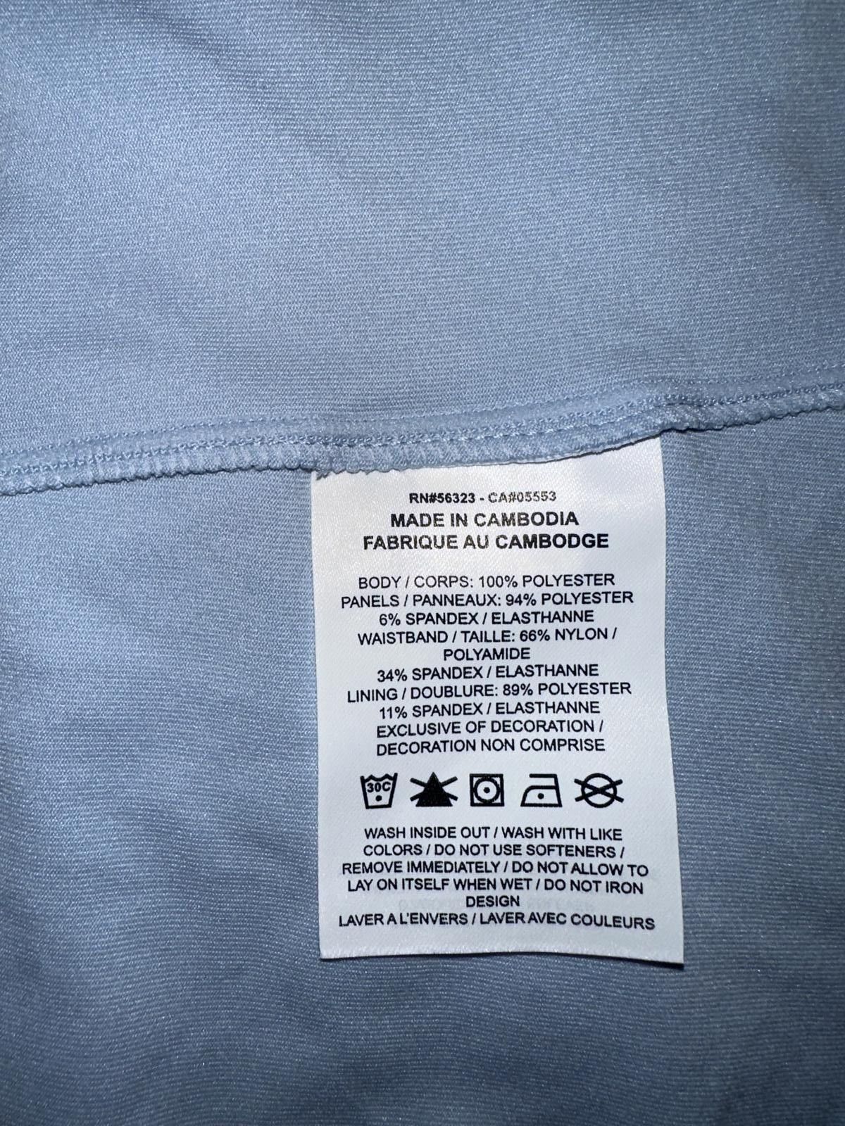 Nike Nike Women's (M) One Dri-FIT Slim-Fit Light BlueTank Top (Maternity) Sample Size S / US 4 / IT 40 - 5 Thumbnail
