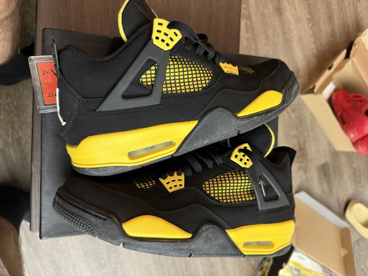 Jordan Brand Jordan 4 retro thunder Size US 10.5 / EU 43-44 - 6 Thumbnail