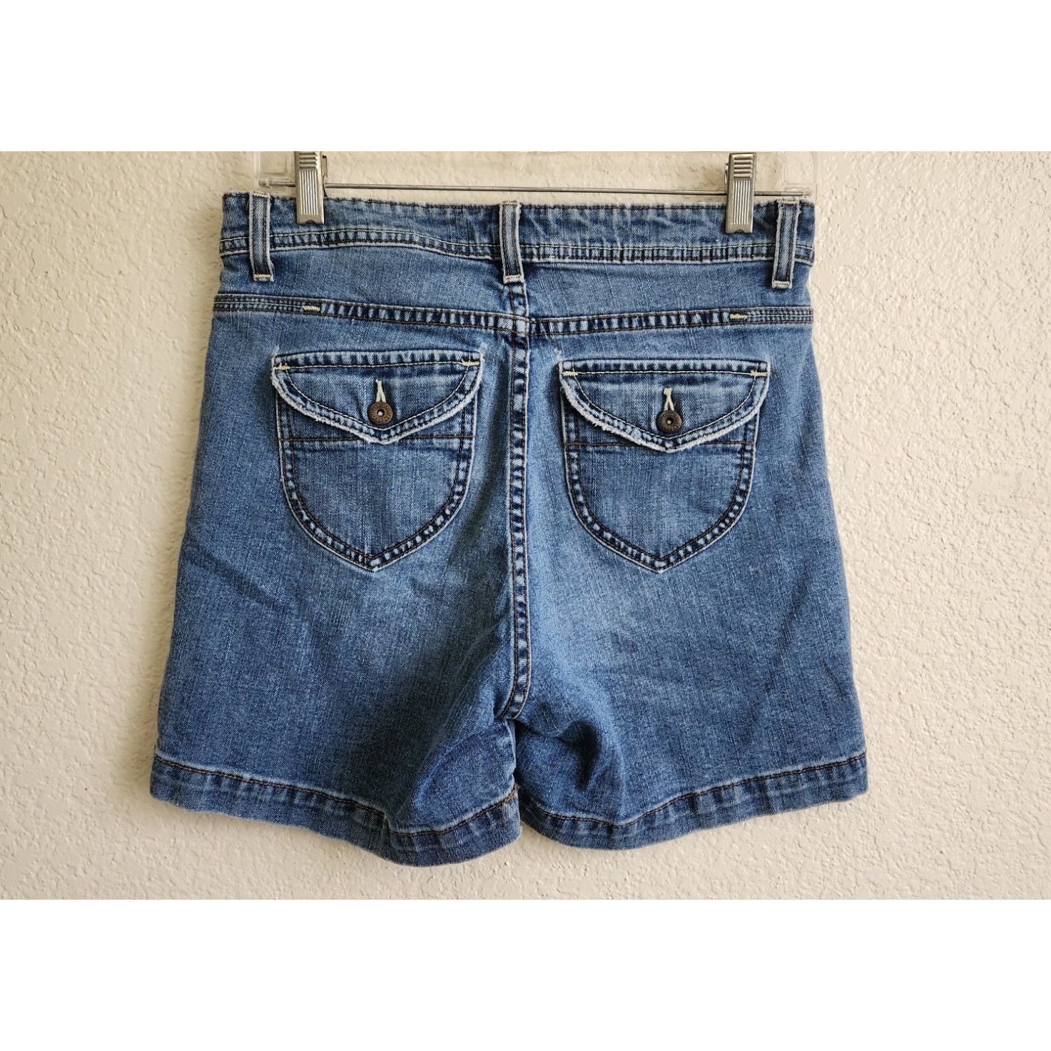 Lee Lee Lower On Waist Blue Denim Shorts 8 Lightweight Size 30" / US 8 / IT 44 - 2 Thumbnail