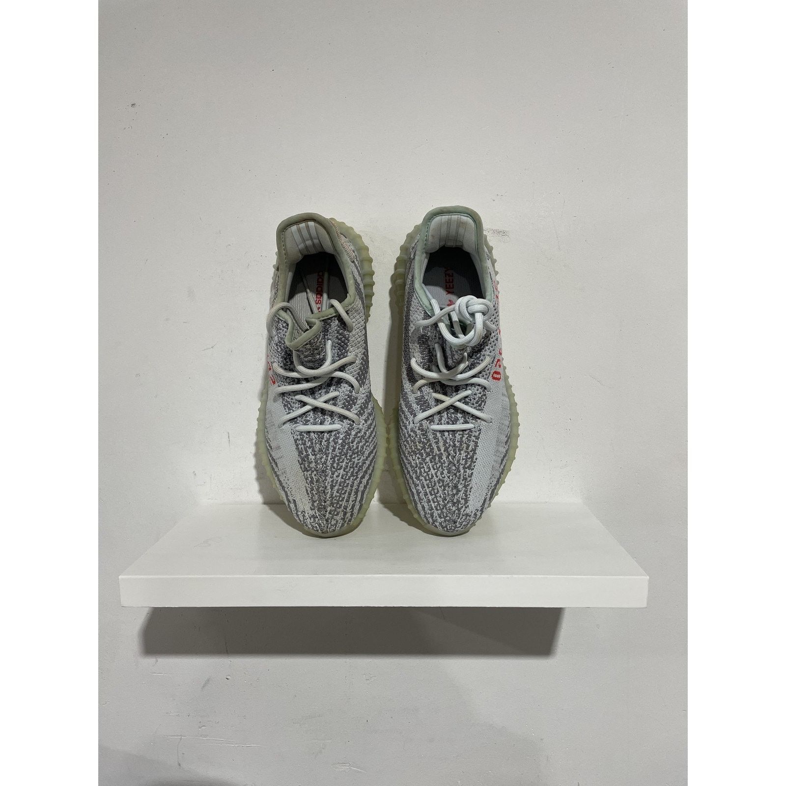 Adidas YEEZY 350 BLUE TINT SIZE 9 PREOWNED Size US 9 / EU 42 - 3 Thumbnail