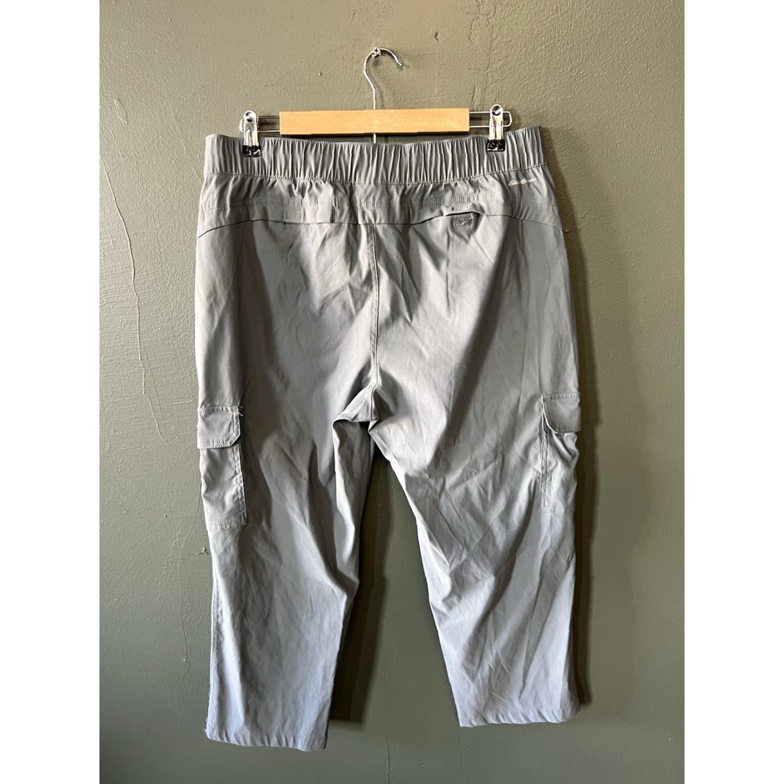 Eddie Bauer Eddie Bauer Womens Gray Pull On Cargo Pants Size 12 Size 34" / US 12 / IT 48 - 2 Thumbnail