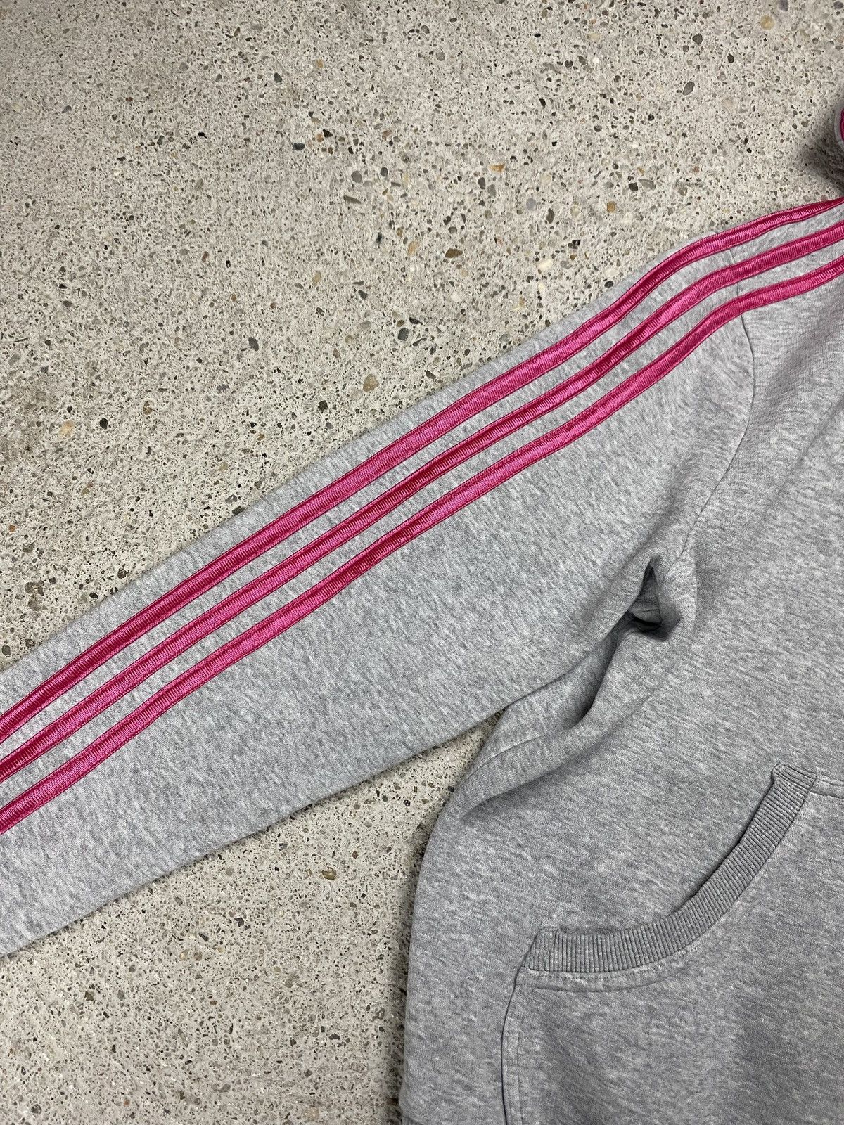Adidas Adidas chile 62 hoodie pink stripes Size L / US 10 / IT 46 - 13 Thumbnail