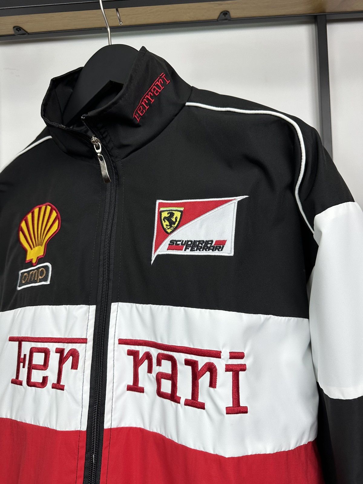 Formula 1 Ferrari Team Formula 1 F1 Racing Jacket Bomber Men’s M Size US M / EU 48-50 / 2 - 7 Thumbnail