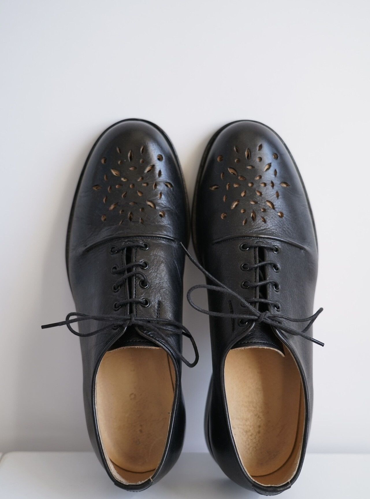 Yohji Yamamoto Yohji Yamamoto 96SS Flower & Boy Perforated Leather Shoes Size US 9.5 / EU 42-43 - 5 Thumbnail