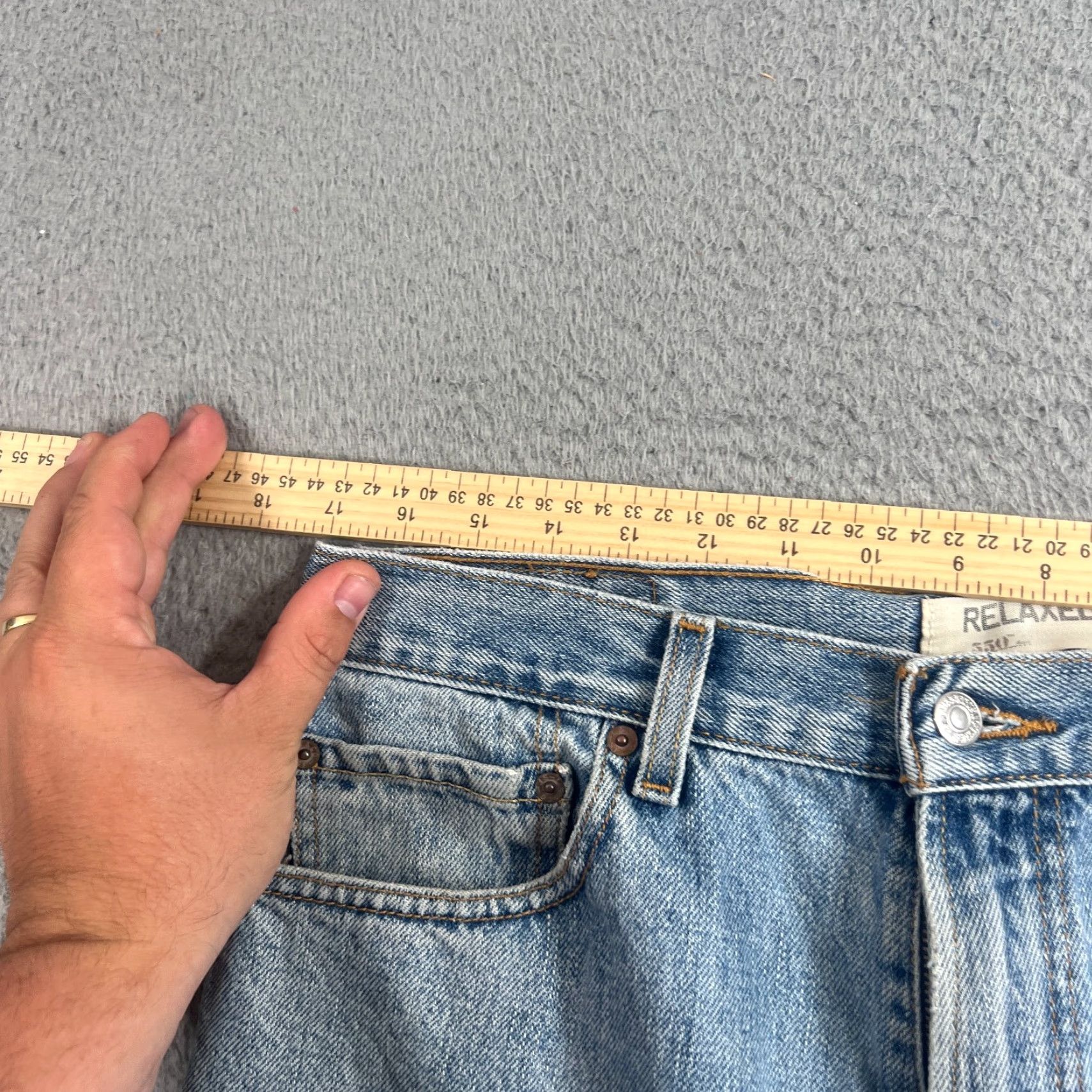 Levi's Levi's 550 Jeans Mens 34x32 Light Wash Cotton Relaxed Fit Straight Distressed Denim Size US 34 / EU 50 - 5 Thumbnail