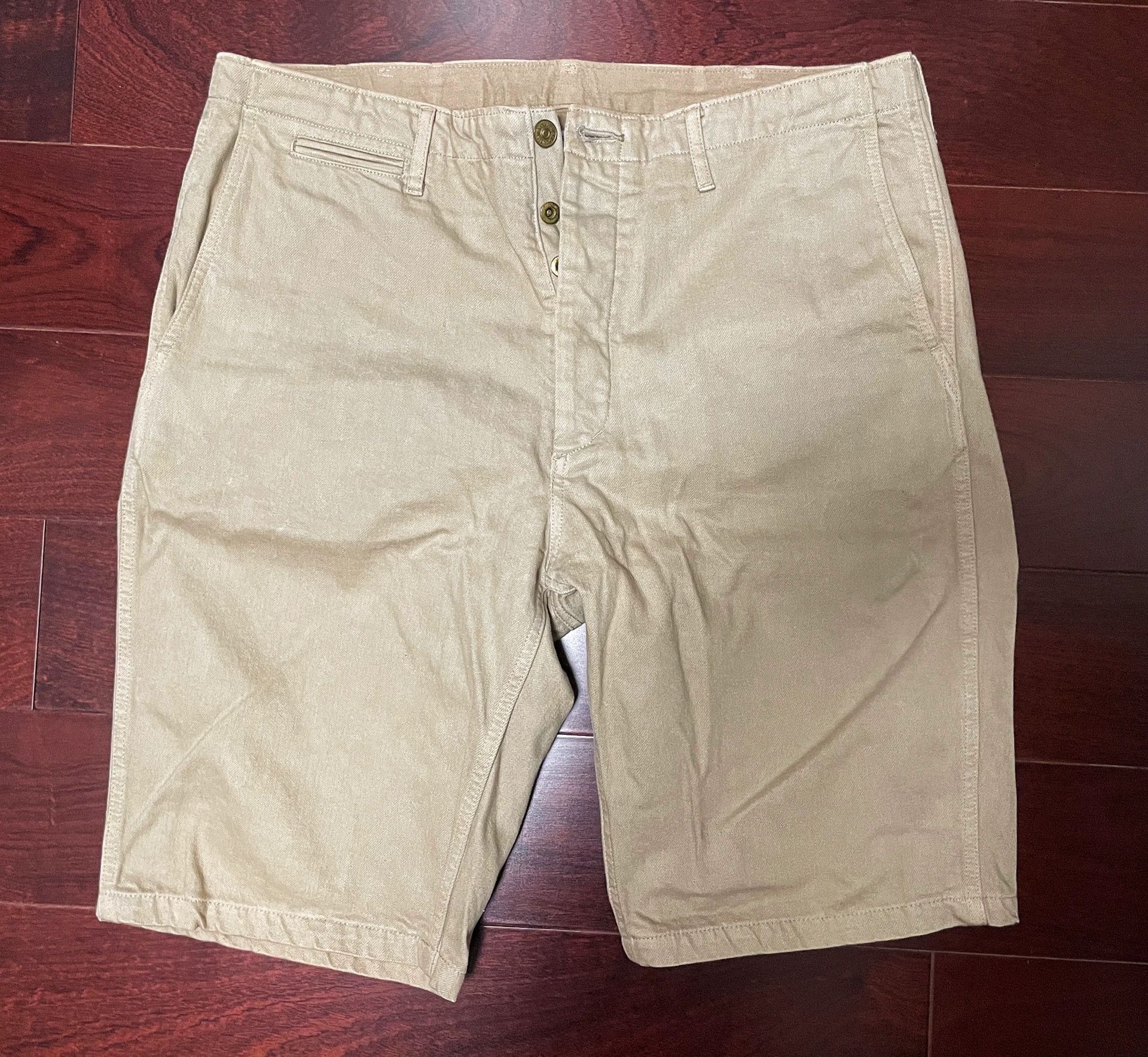 Visvim visvim chino shorts in khaki color Size US 30 / EU 46 - 1 Thumbnail
