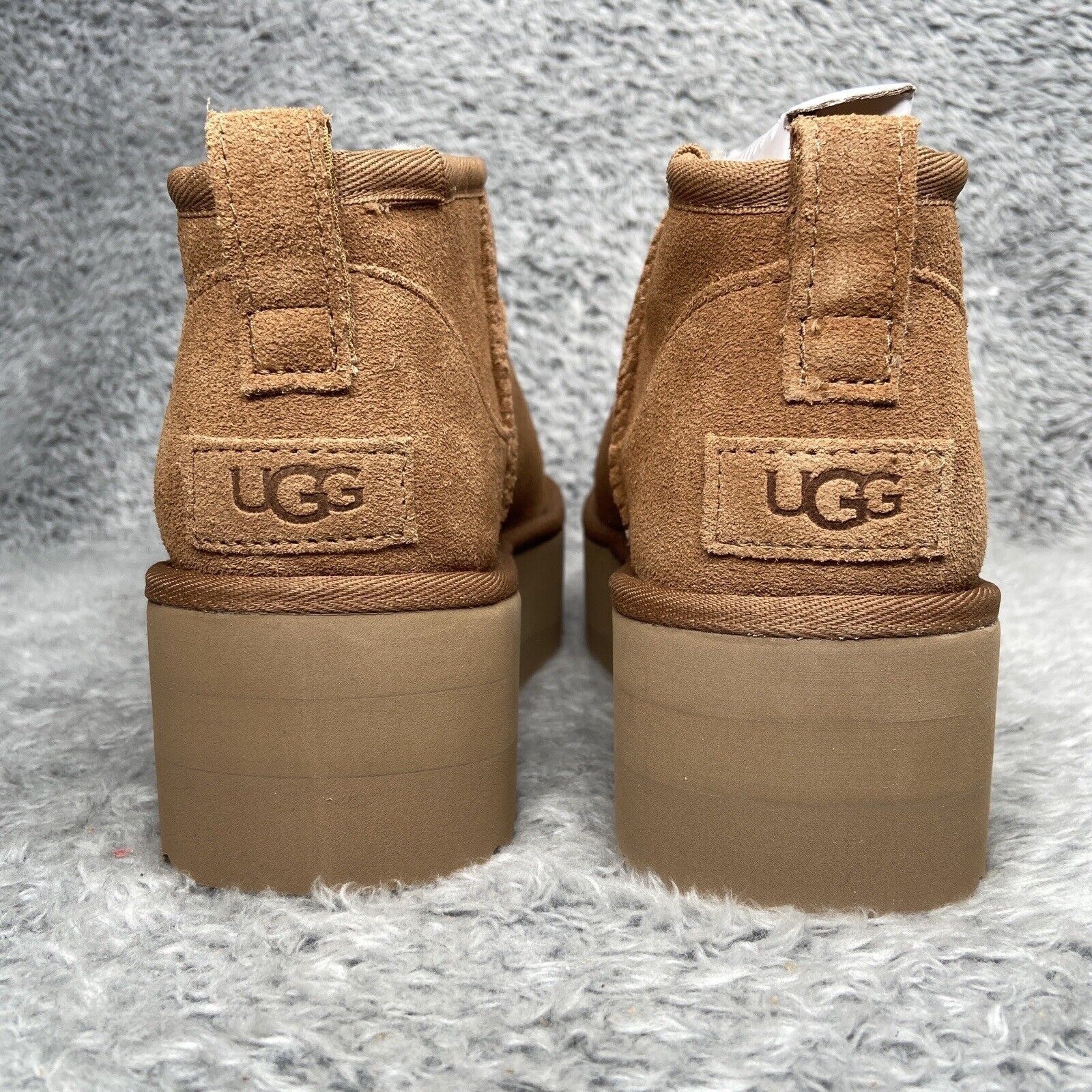 Ugg UGG Classic Ultra Mini Platform Boots Size 7 Women Chestnut Size US 7 / IT 37 - 6 Thumbnail
