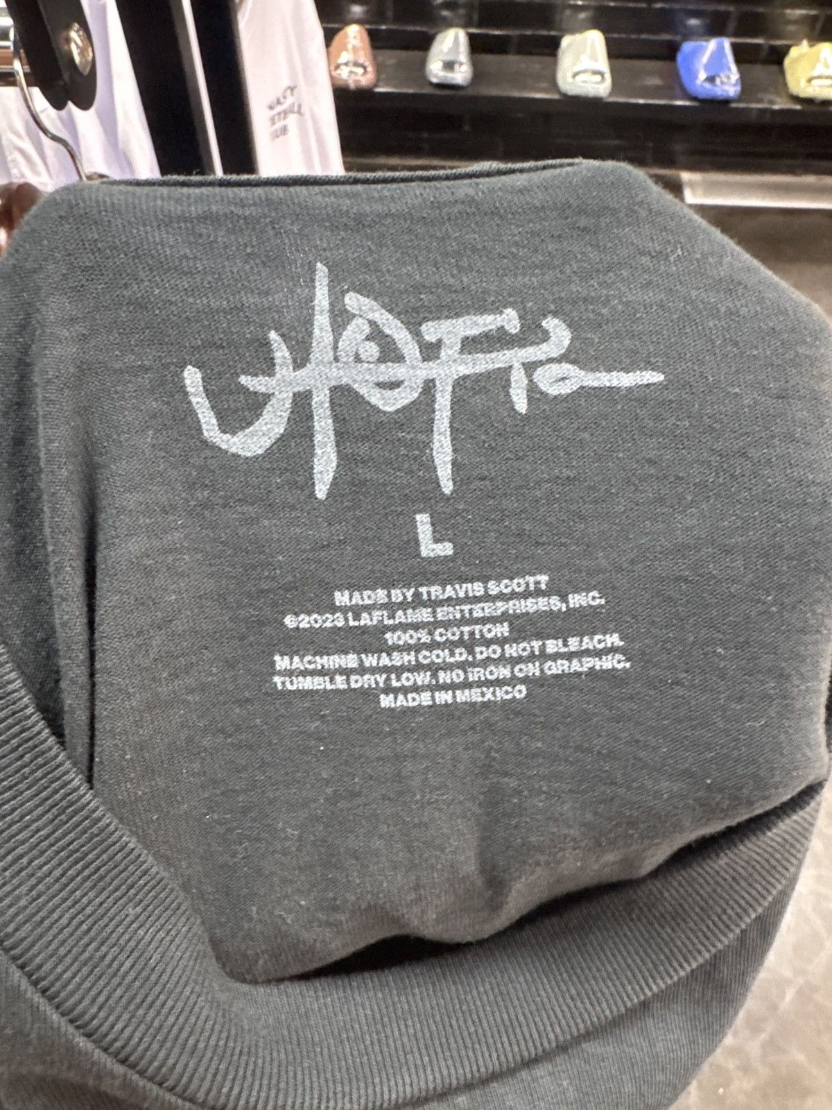 Kaws × Travis Scott Travis Scott x Kaws Utopia II Tee Black Size L Size US L / EU 52-54 / 3 - 3 Thumbnail
