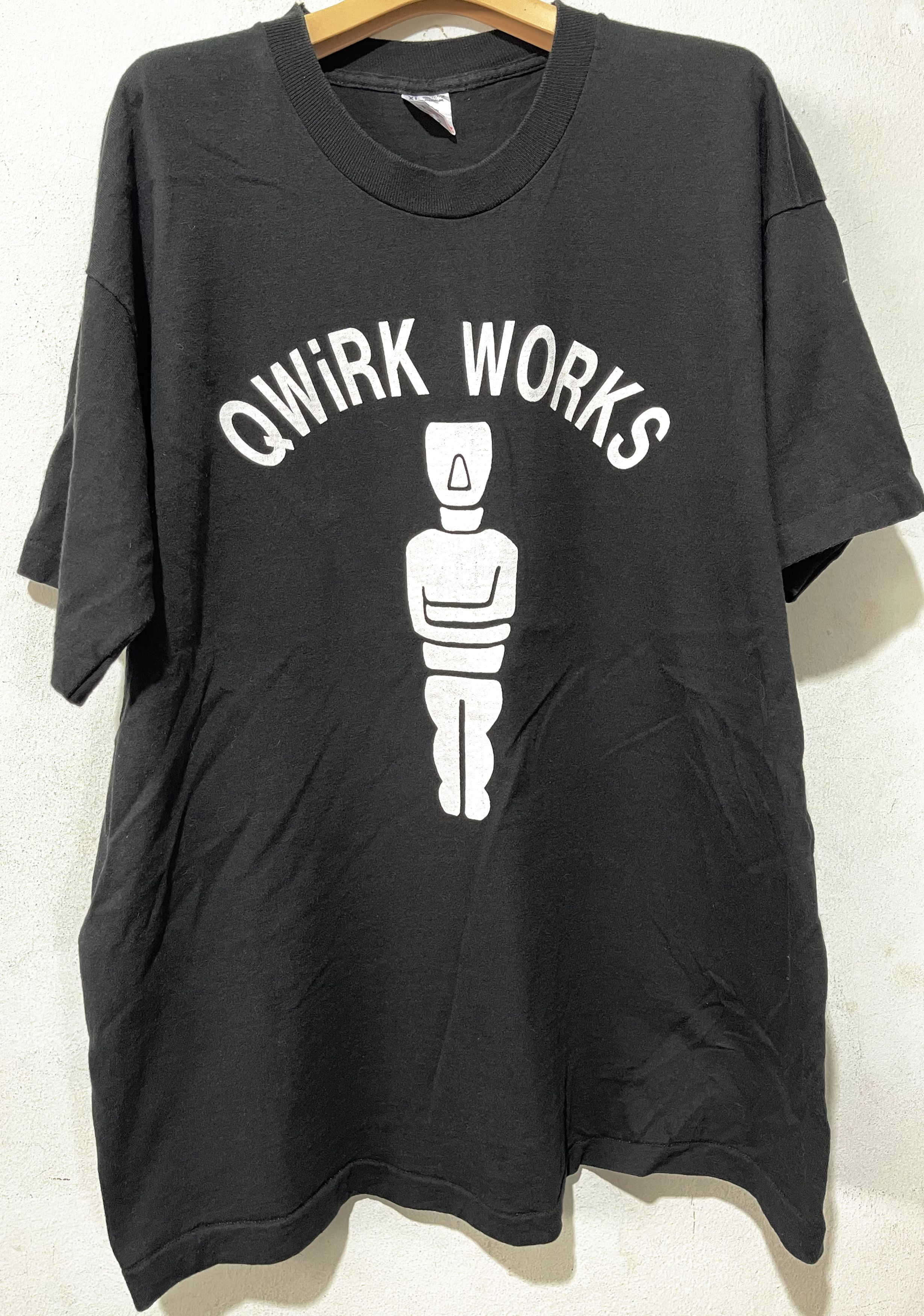 Band Tees × Vintage Vintage "Qwirk works" Tee Size US XL / EU 56 / 4 - 1 Thumbnail
