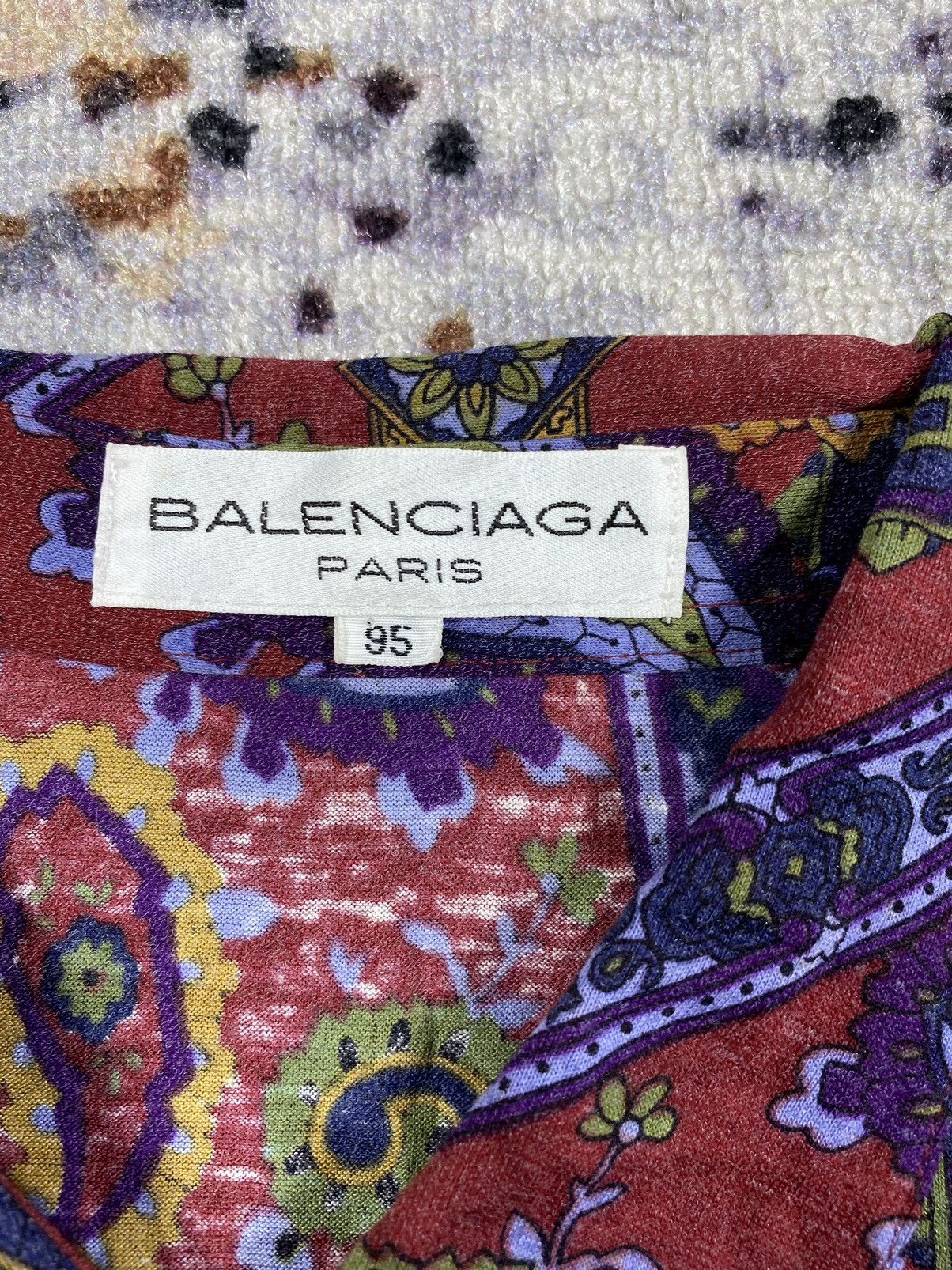 Balenciaga Vintage Balenciaga Pattern bandana shirt Size US M / EU 48-50 / 2 - 5 Thumbnail