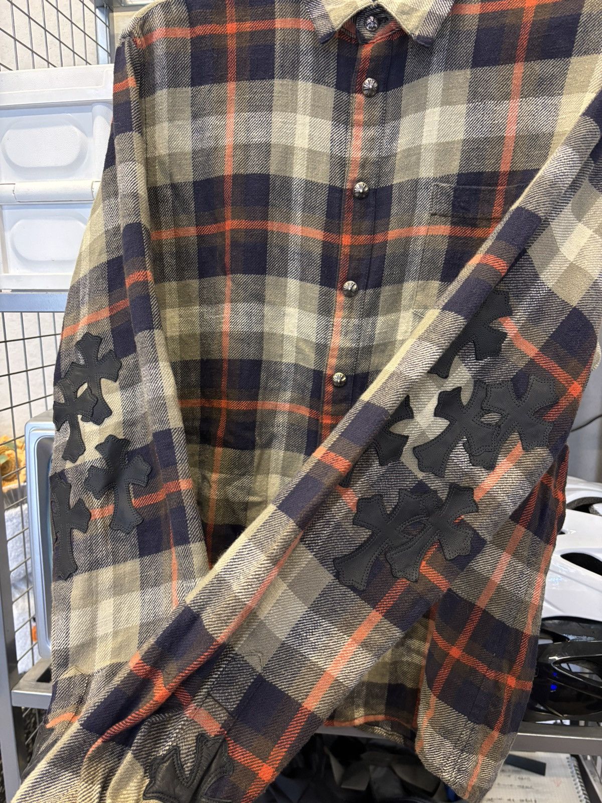 Chrome Hearts Chrome hearts 14 cross patches buttons up shirt Size US XL / EU 56 / 4 - 6 Thumbnail
