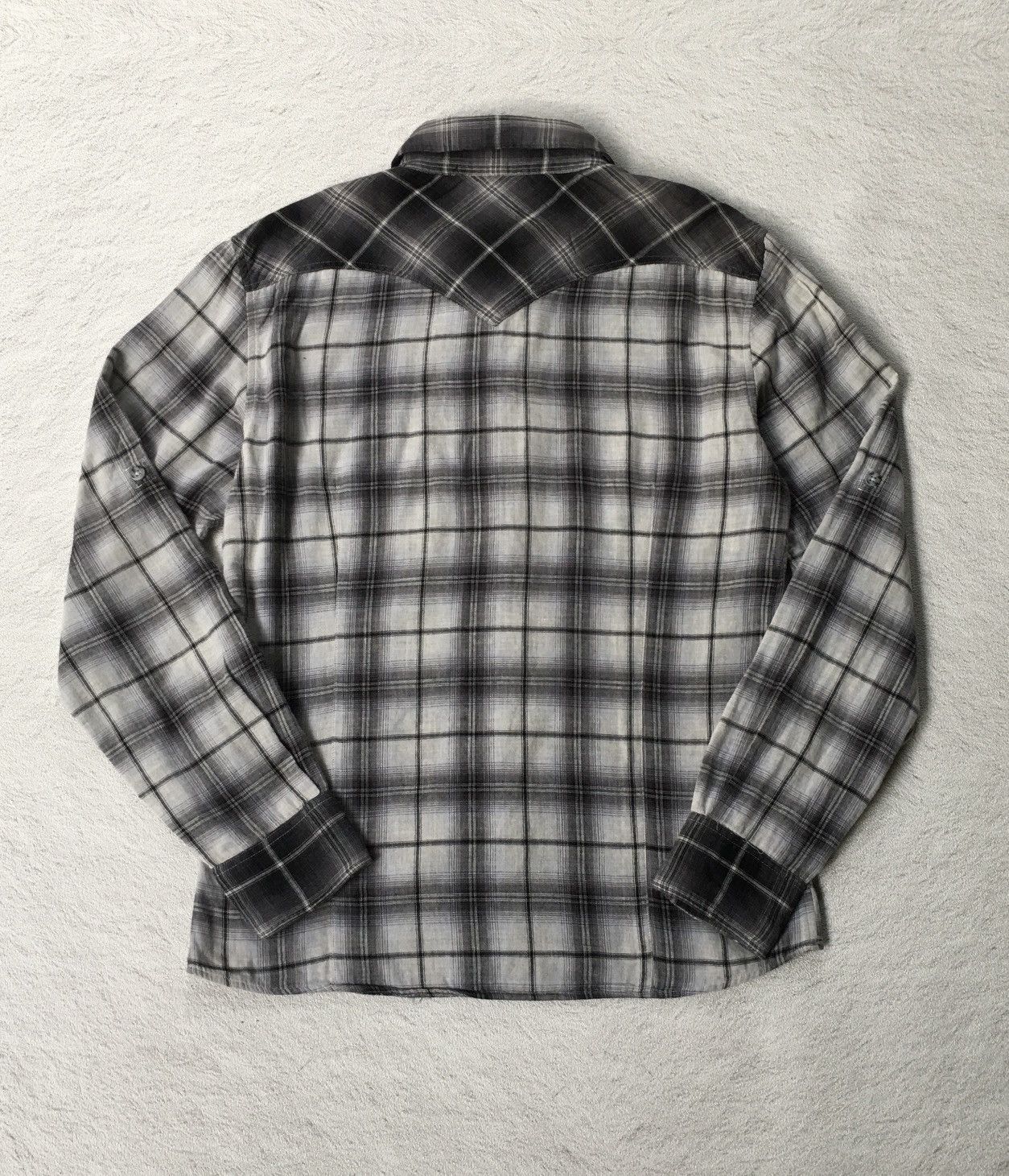 Tornado Mart Tornado Mart Button ups Size US M / EU 48-50 / 2 - 4 Thumbnail
