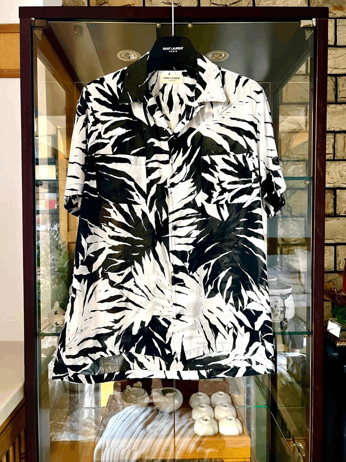 Saint Laurent Paris Saint Laurent Paris Sz 37 Saint Laurent Paris 16SS Palm Tr Size US S / EU 44-46 / 1 - 1 Thumbnail