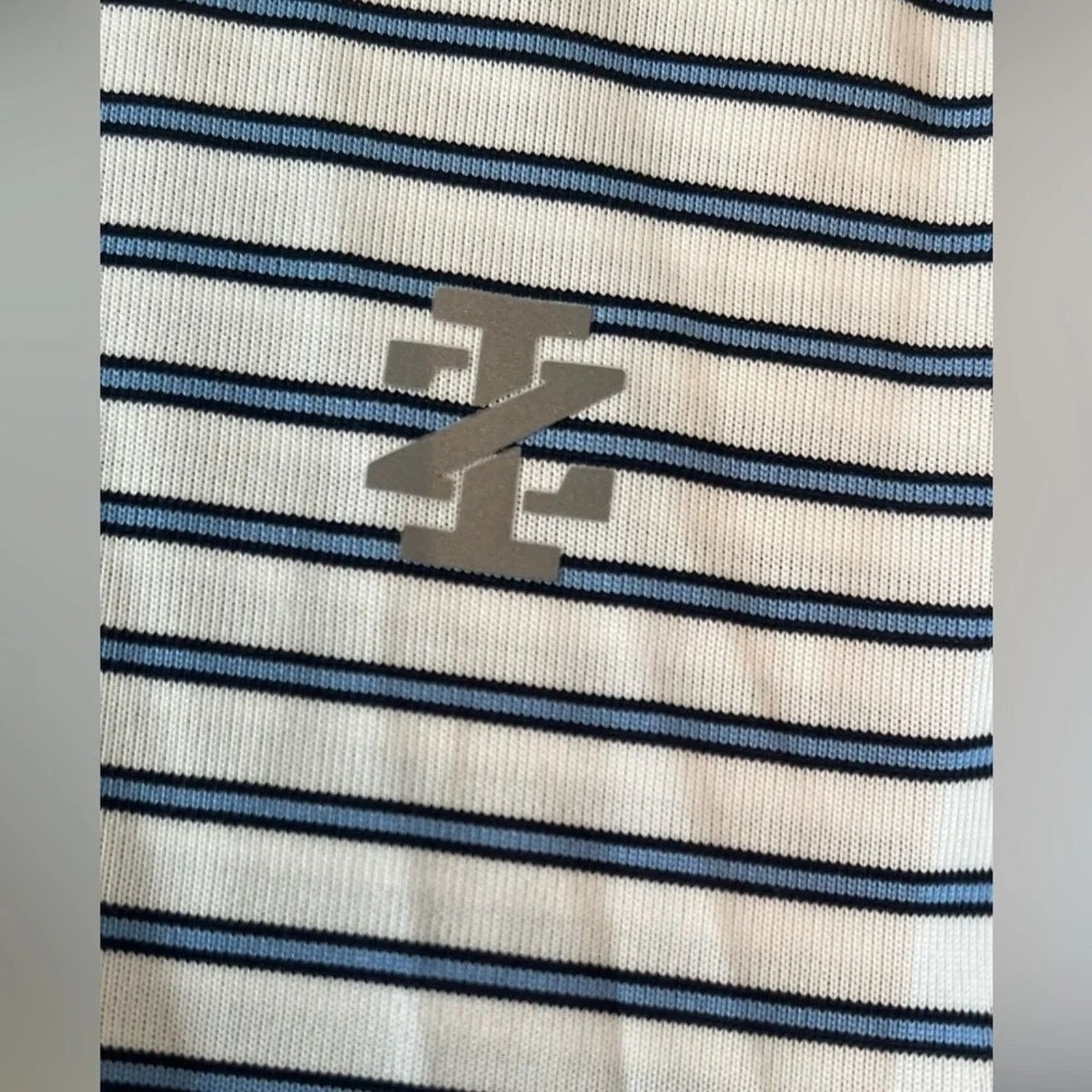 Izod Izod vintage blue and white short sleeve golf shirt size XXL Size US XXL / EU 58 / 5 - 2 Thumbnail
