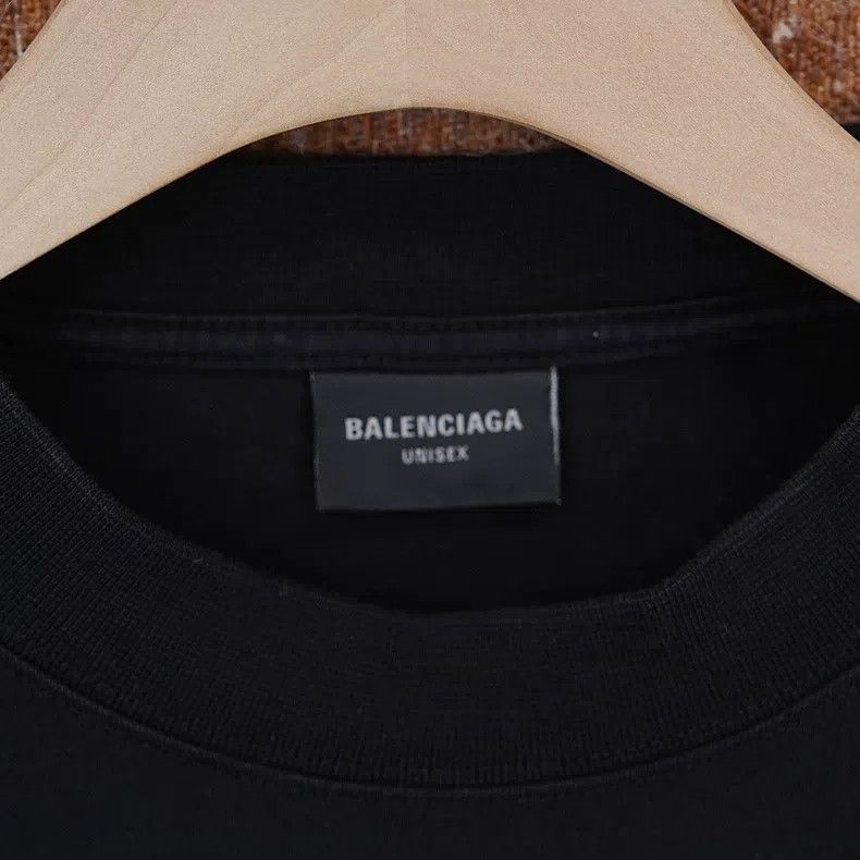 Balenciaga Balenciaga Black XL printed short sleeve Size US S / EU 44-46 / 1 - 3 Thumbnail