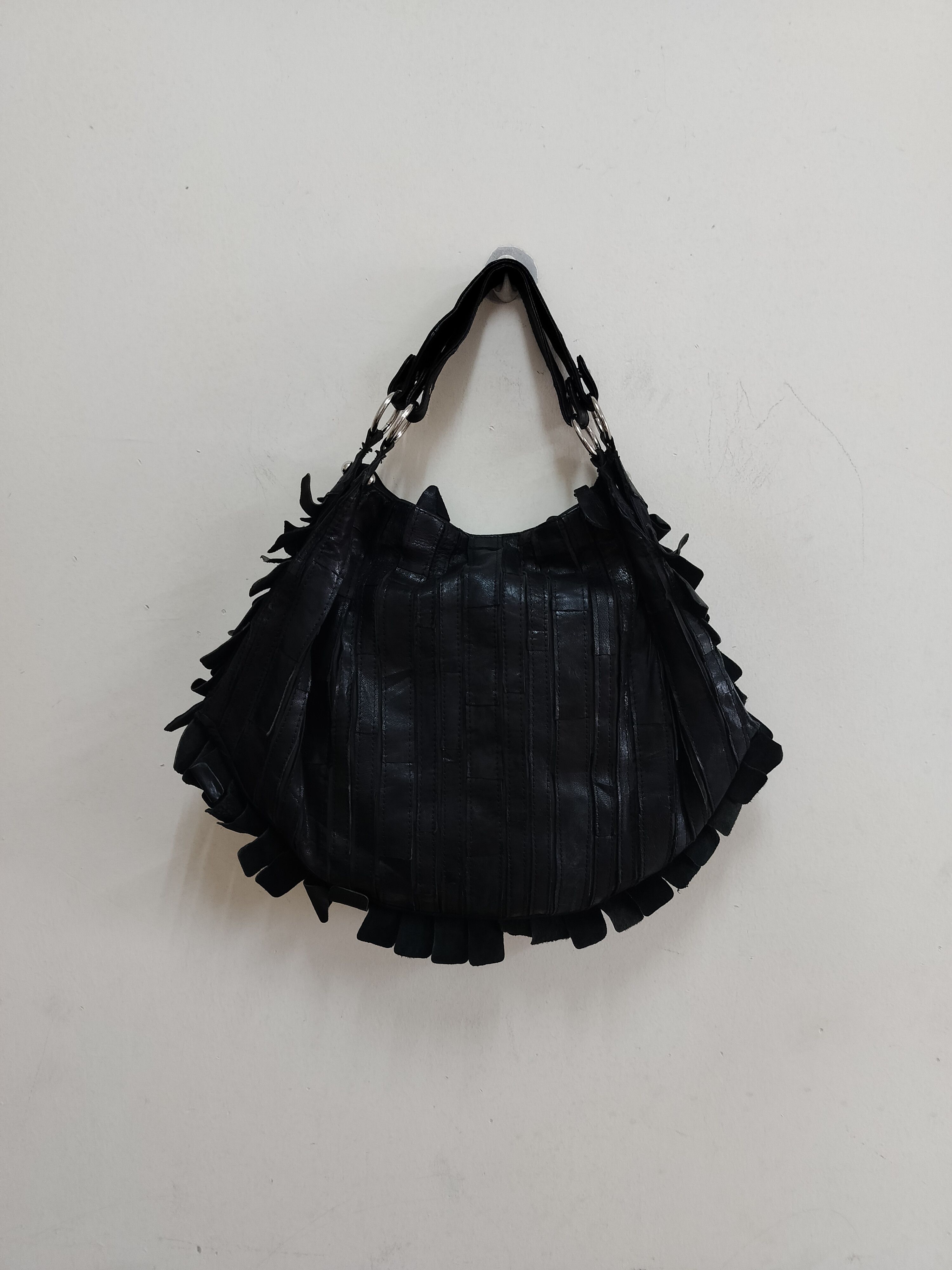 Leather Black Tiered Ruffle leather bag like Miu Miu CDG Size ONE SIZE - 4 Thumbnail