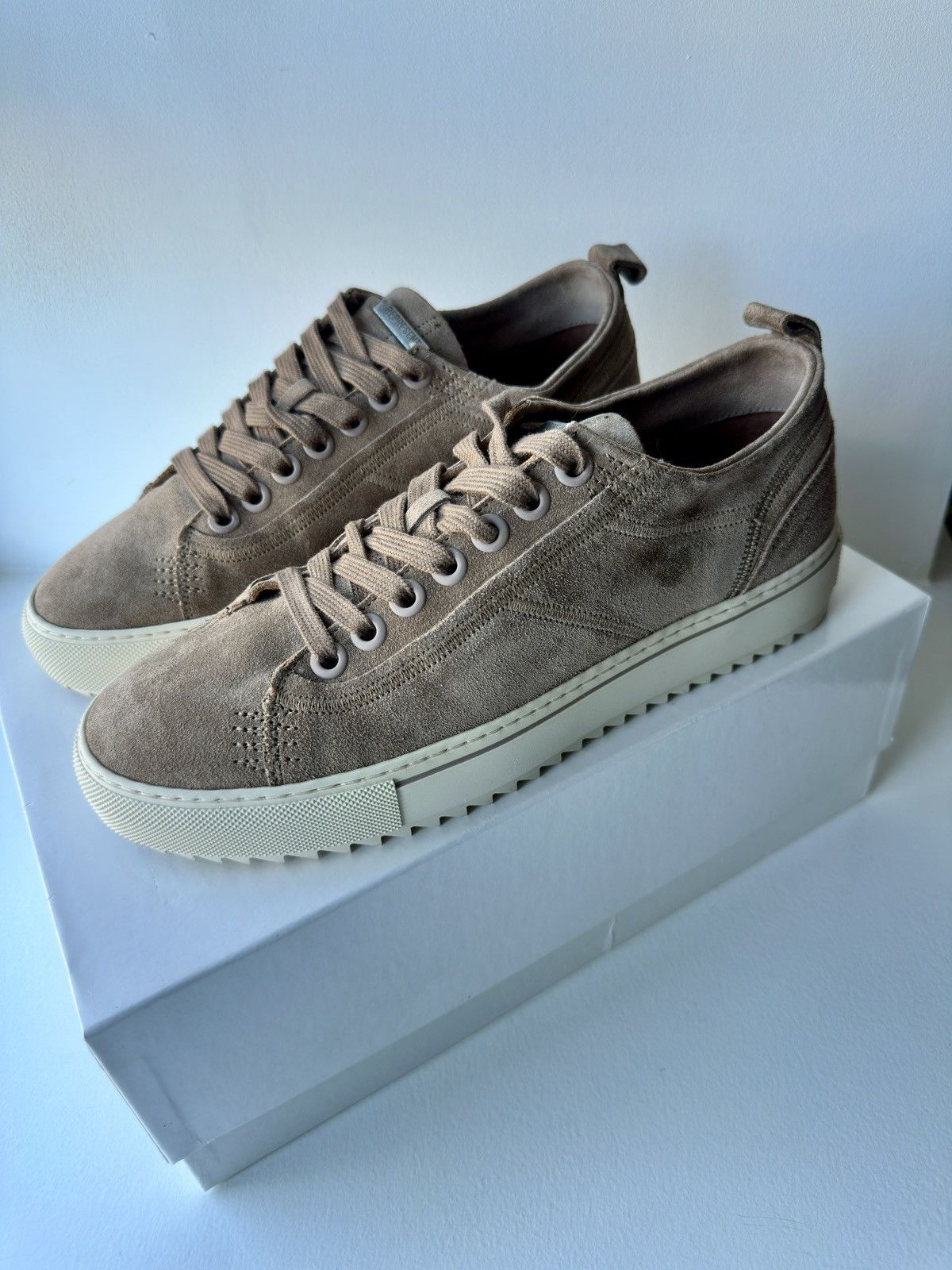 Represent Clo. Represent Alpha Low - Sand UK8.5 Size US 9.5 / EU 42-43 - 1 Thumbnail