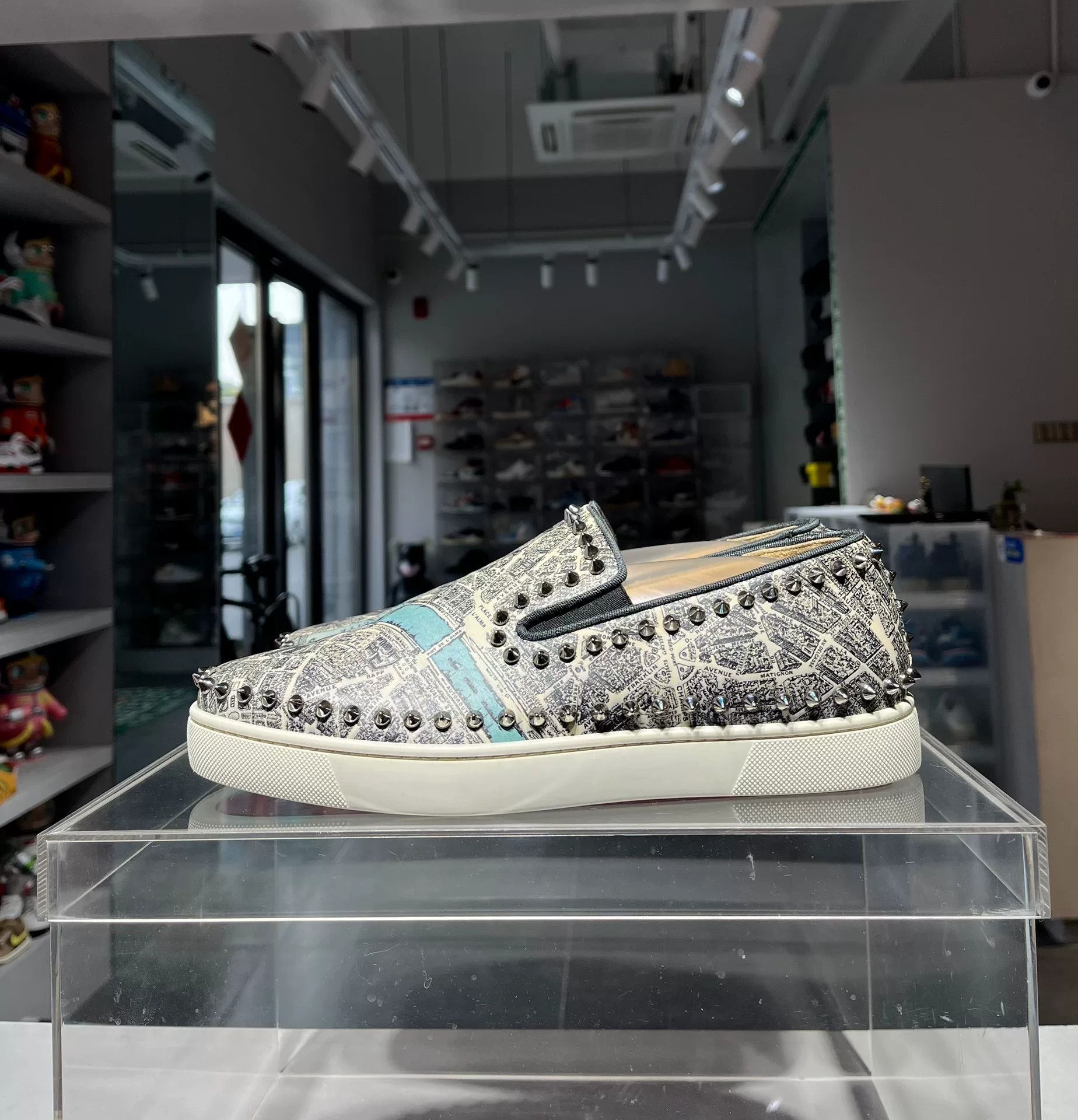 Christian Louboutin Christian Louboutin Lowtop Sneakers 9 Men Size US 9 / EU 42 - 1 Thumbnail