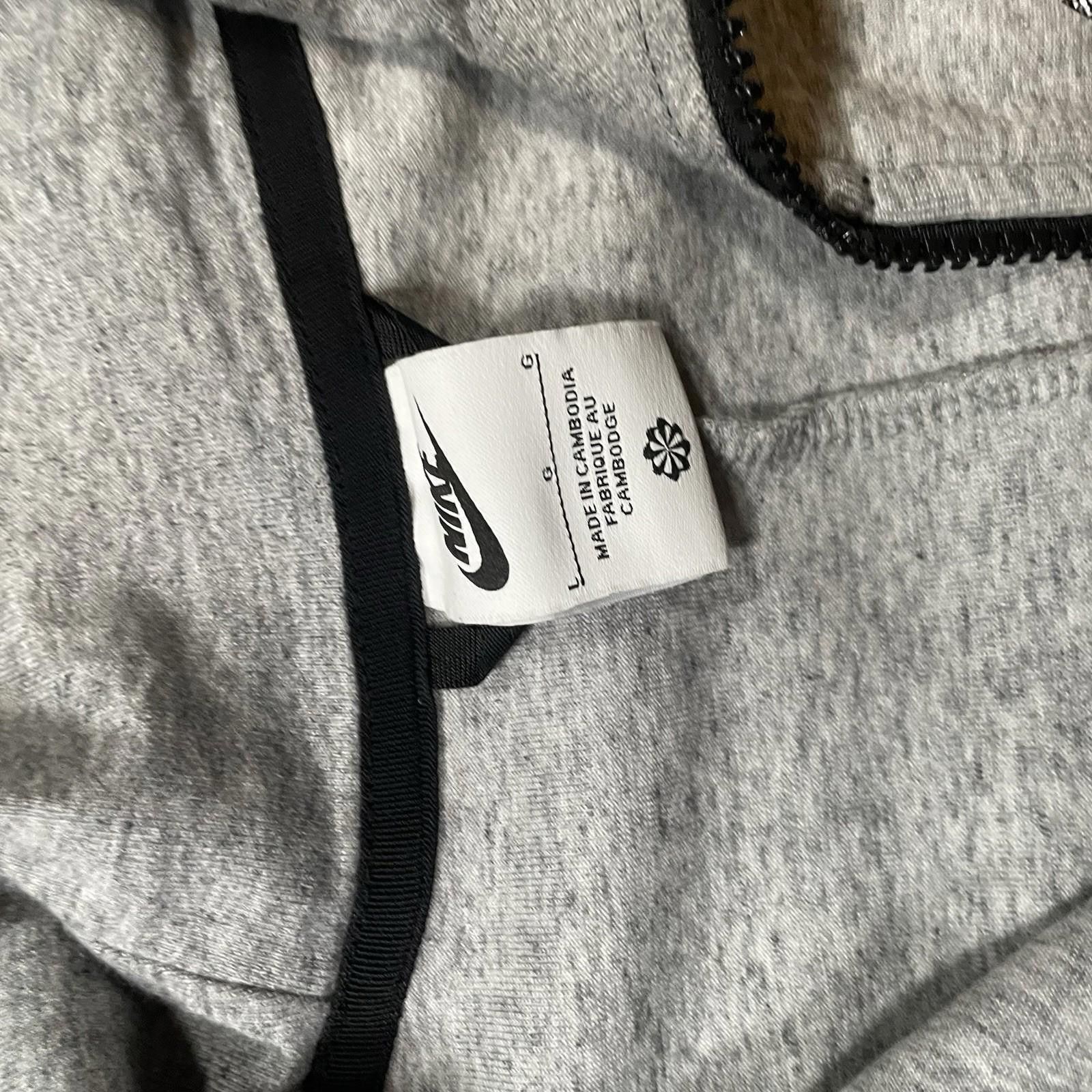 Nike Nike Tech Hoodie Full Zip Sweatshirt Gray Black Men's Size L Size US L / EU 52-54 / 3 - 6 Thumbnail