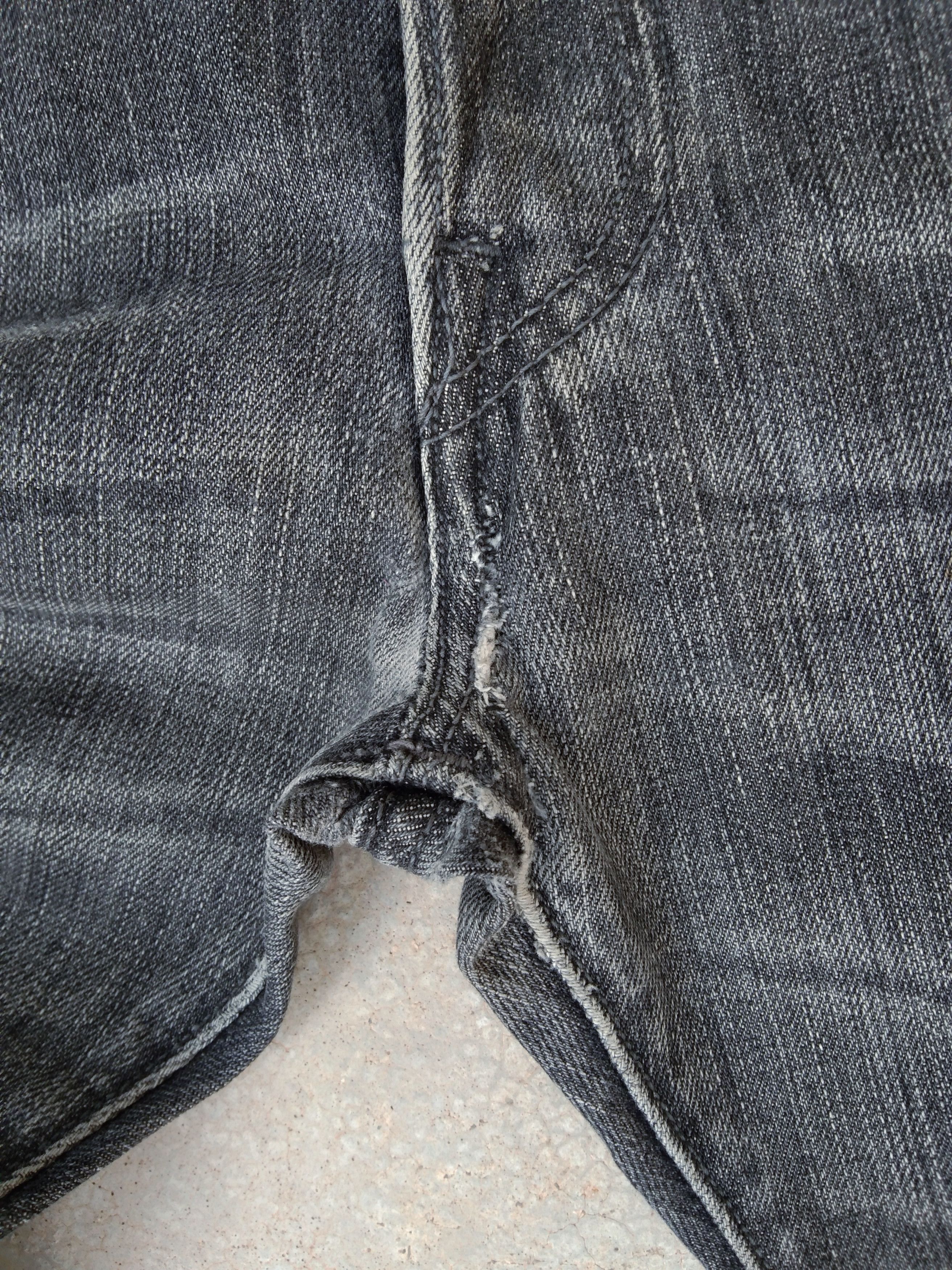 Levi's Vintage Levi's 501 Grey Straight Leg Distressed Jeans 38x32 Size US 38 / EU 54 - 6 Thumbnail