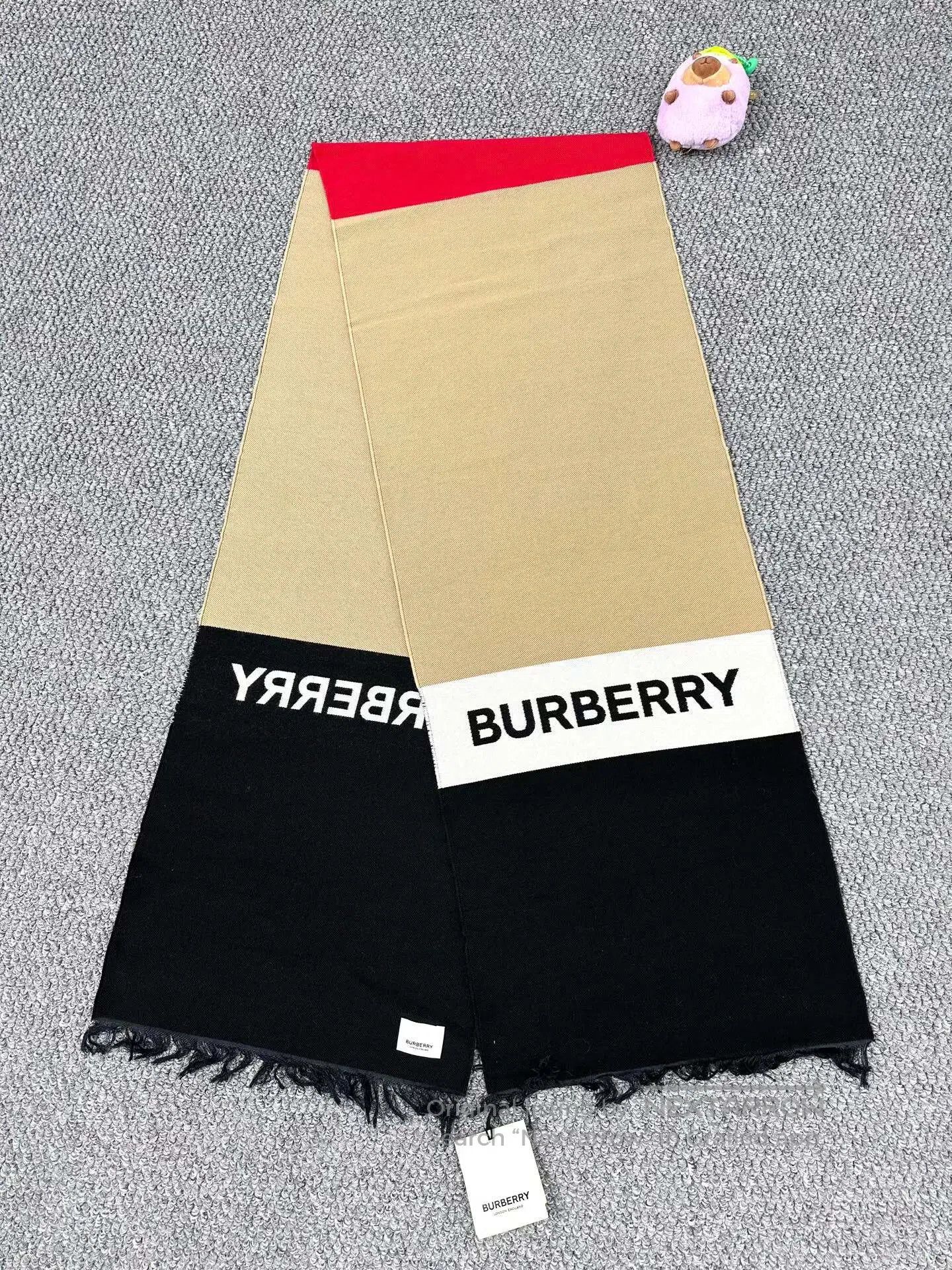 Burberry Burberry Classic Color Blocked Letter Logo Wool Fringe Sca Size ONE SIZE - 1 Thumbnail