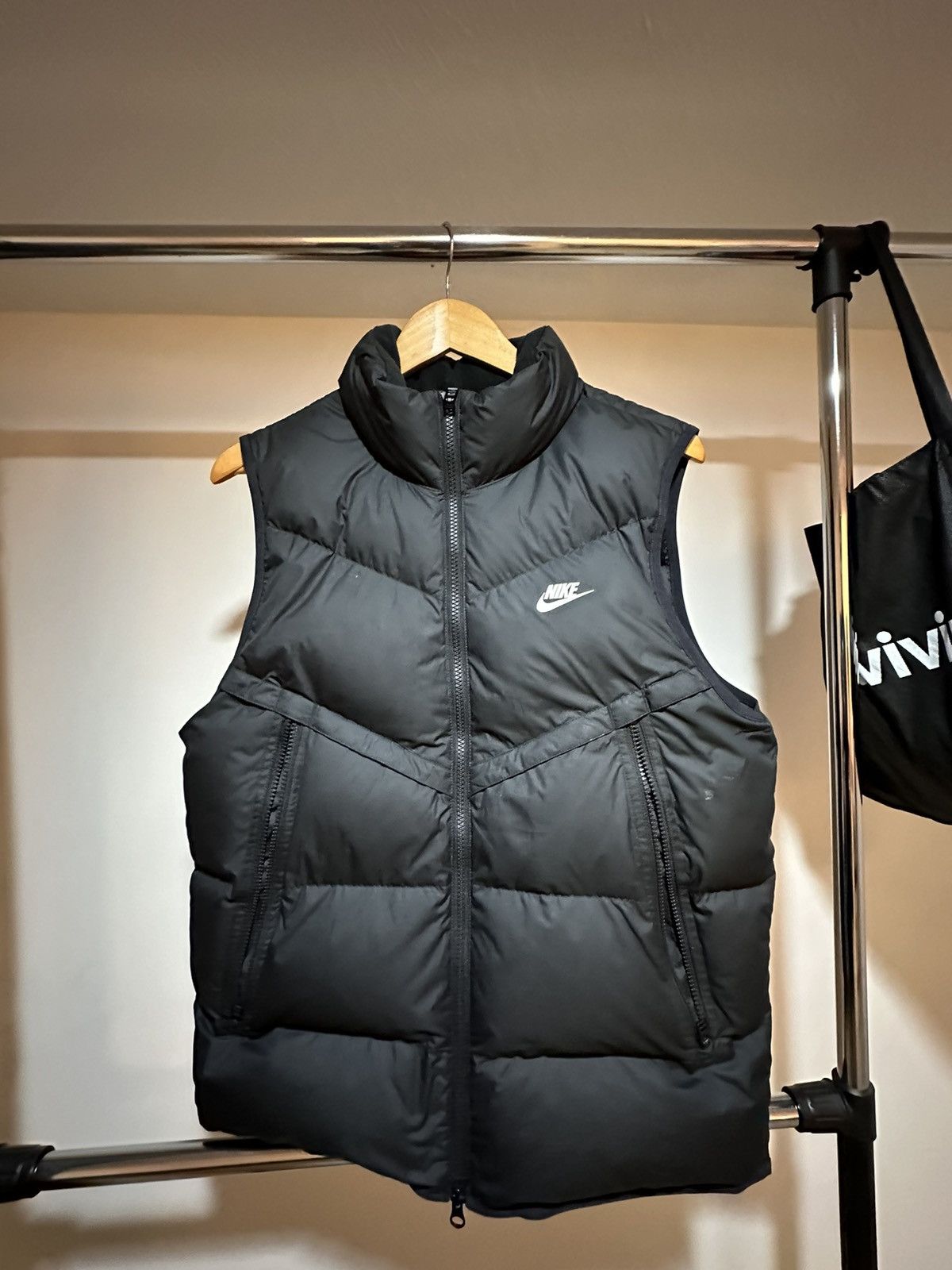Nike Storm-FIT Windrunner vest