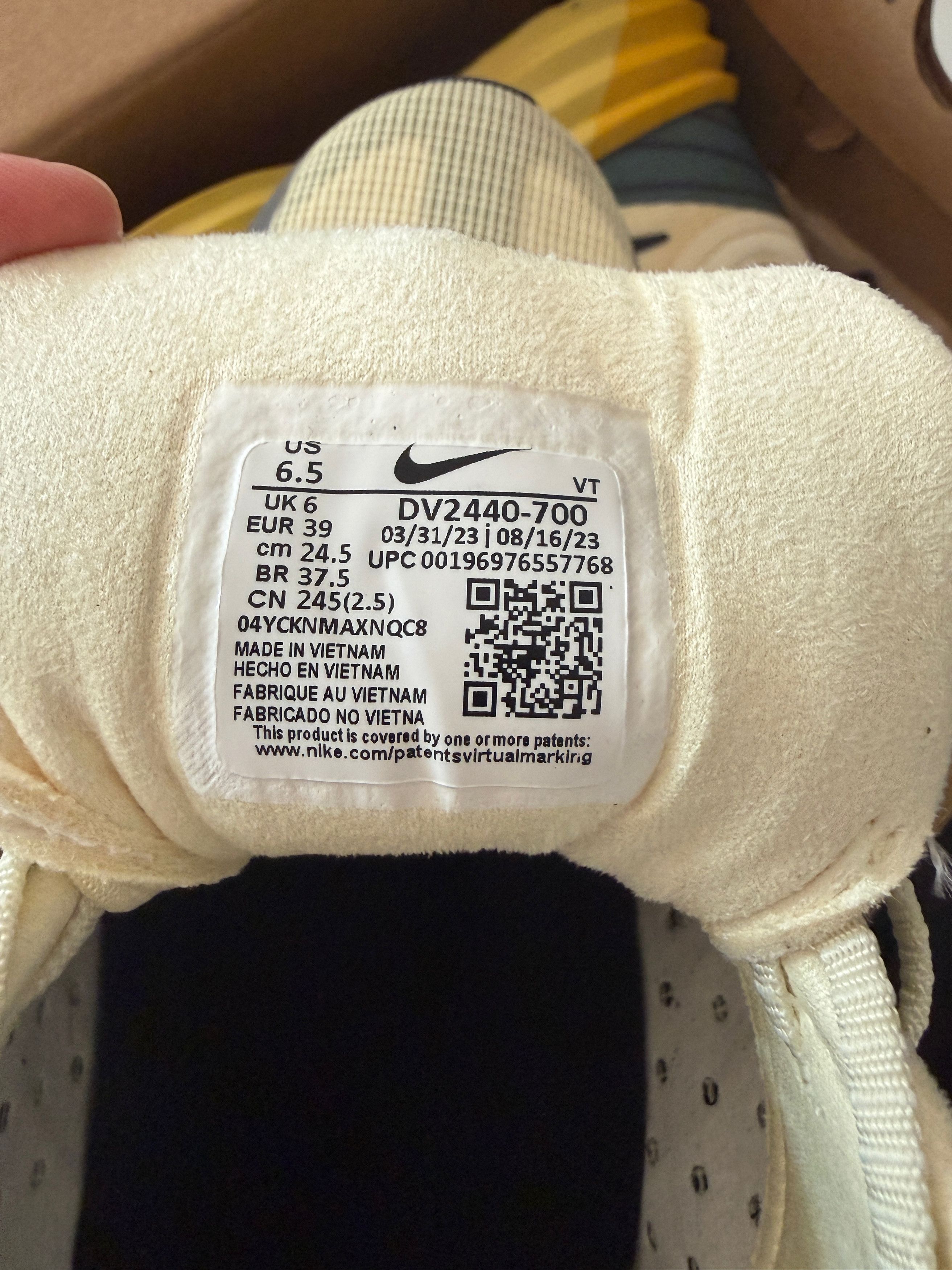 Nike Lunar Roam Alabaster Black Lemon Drop Size US 6.5 / EU 39-40 - 7 Thumbnail