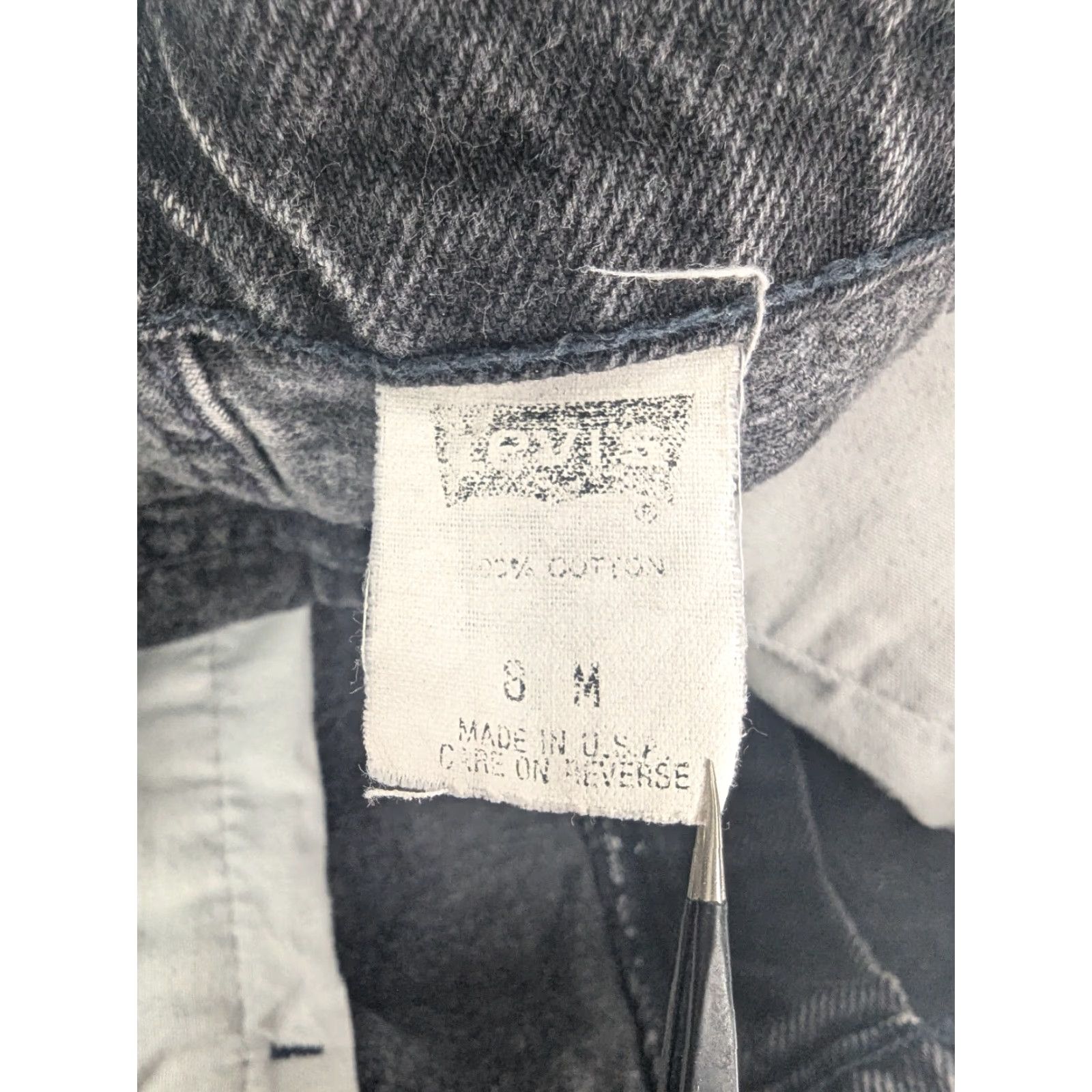 Levi's VINTAGE Levi's 16551-0260 Denim Cut-Off Shorts Faded Raw Hem Grunge USA Size 8 Size 30" / US 8 / IT 44 - 7 Thumbnail