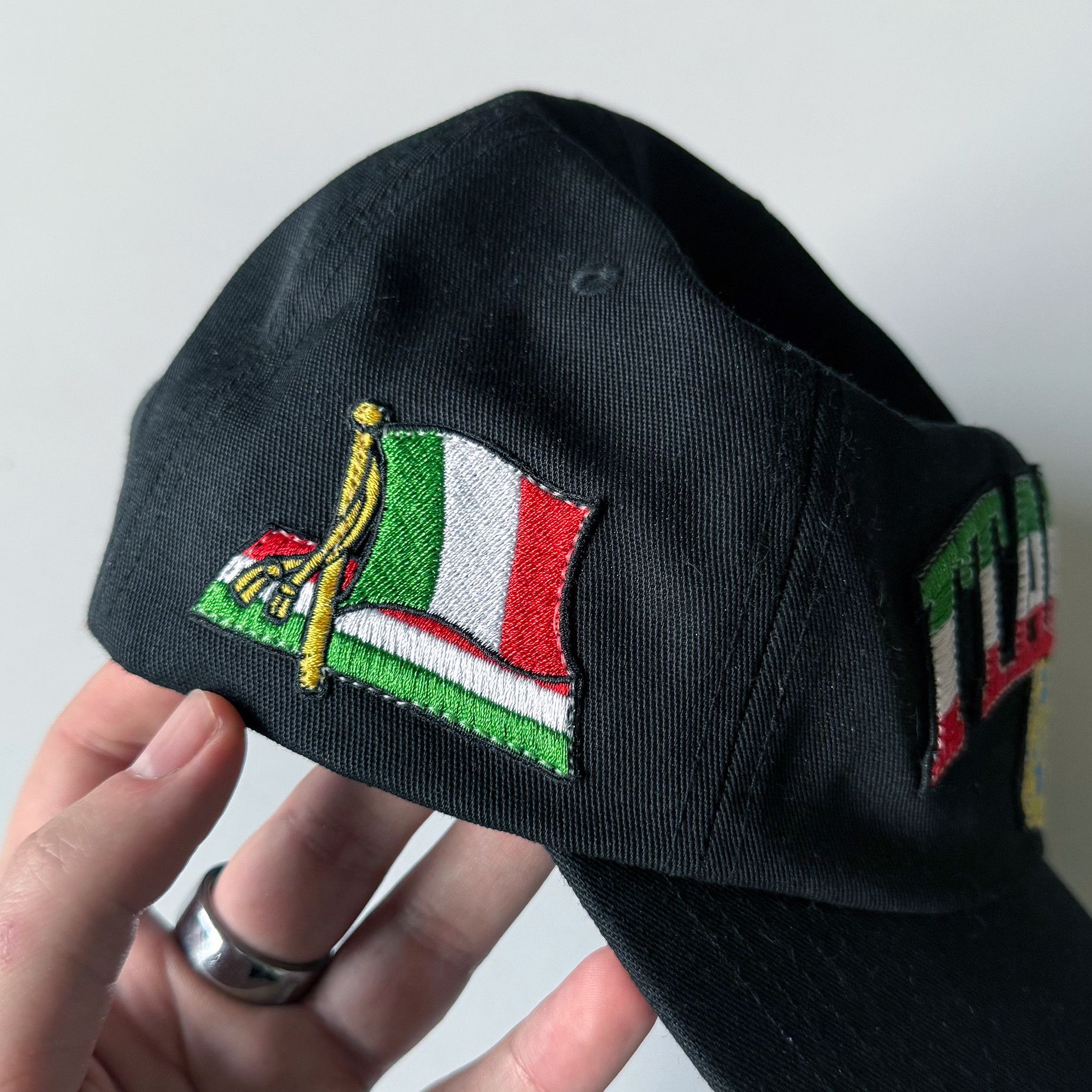 Supreme SS24 Supreme Italia Italy 6-Panel Hat Size ONE SIZE - 6 Thumbnail