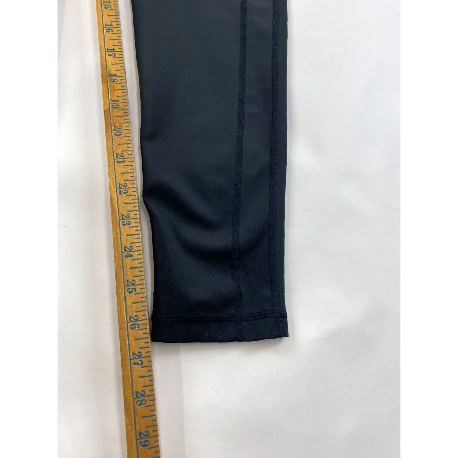 Adidas Adidas Leggings Womens Small Black Compression -2 Size 28" / US 6 / IT 42 - 8 Thumbnail
