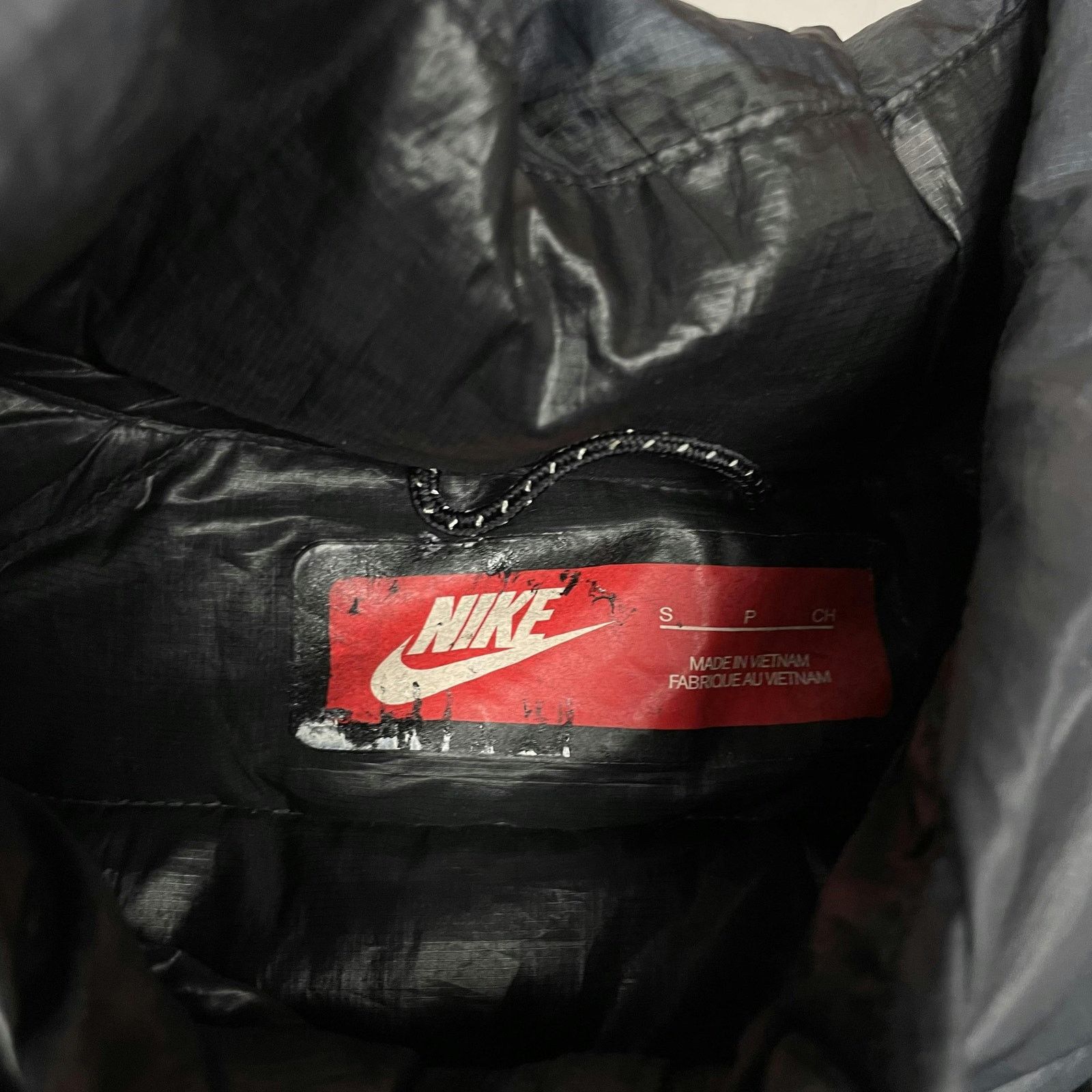 Nike Nike Men's Black Swoosh Outdoor Full Zip Puffer Vest Small Size US S / EU 44-46 / 1 - 7 Thumbnail