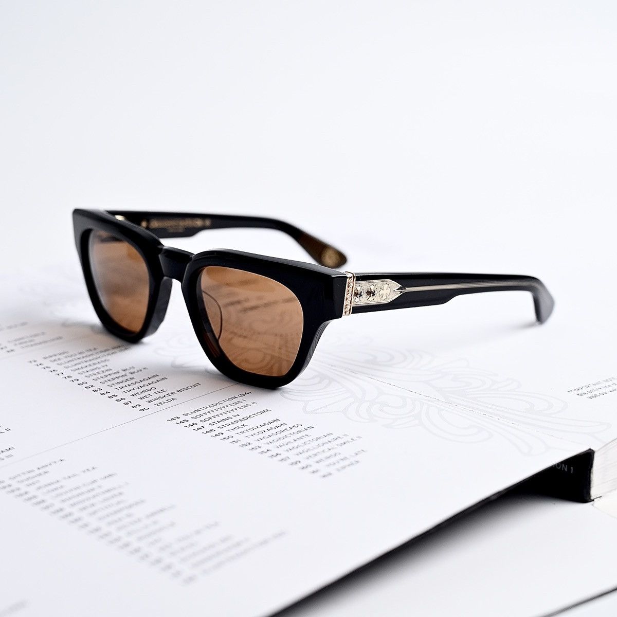 CHROME HEARTS MIDIXATHRILL II SUNGLASSES