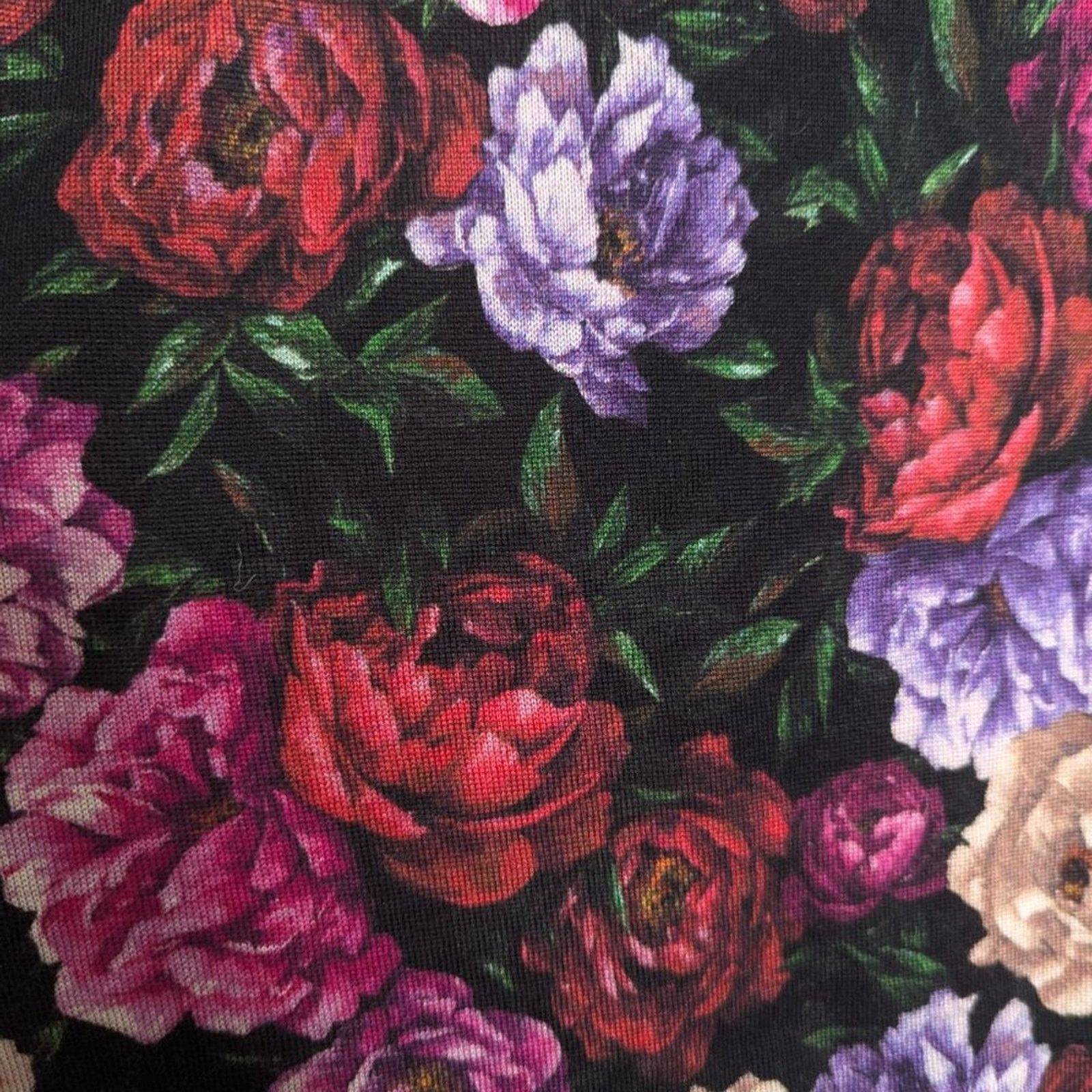 Escada Escada Pink Floral Rose Print Short Sleeve Knit Top NWT M Size M / US 6-8 / IT 42-44 - 7 Thumbnail