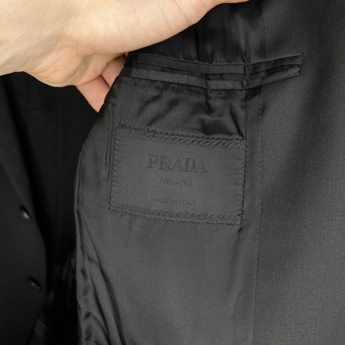 Designer × Prada Prada Black Wool 2 Buttons Classic Blazer Light Jacket Size US M / EU 48-50 / 2 - 7 Thumbnail