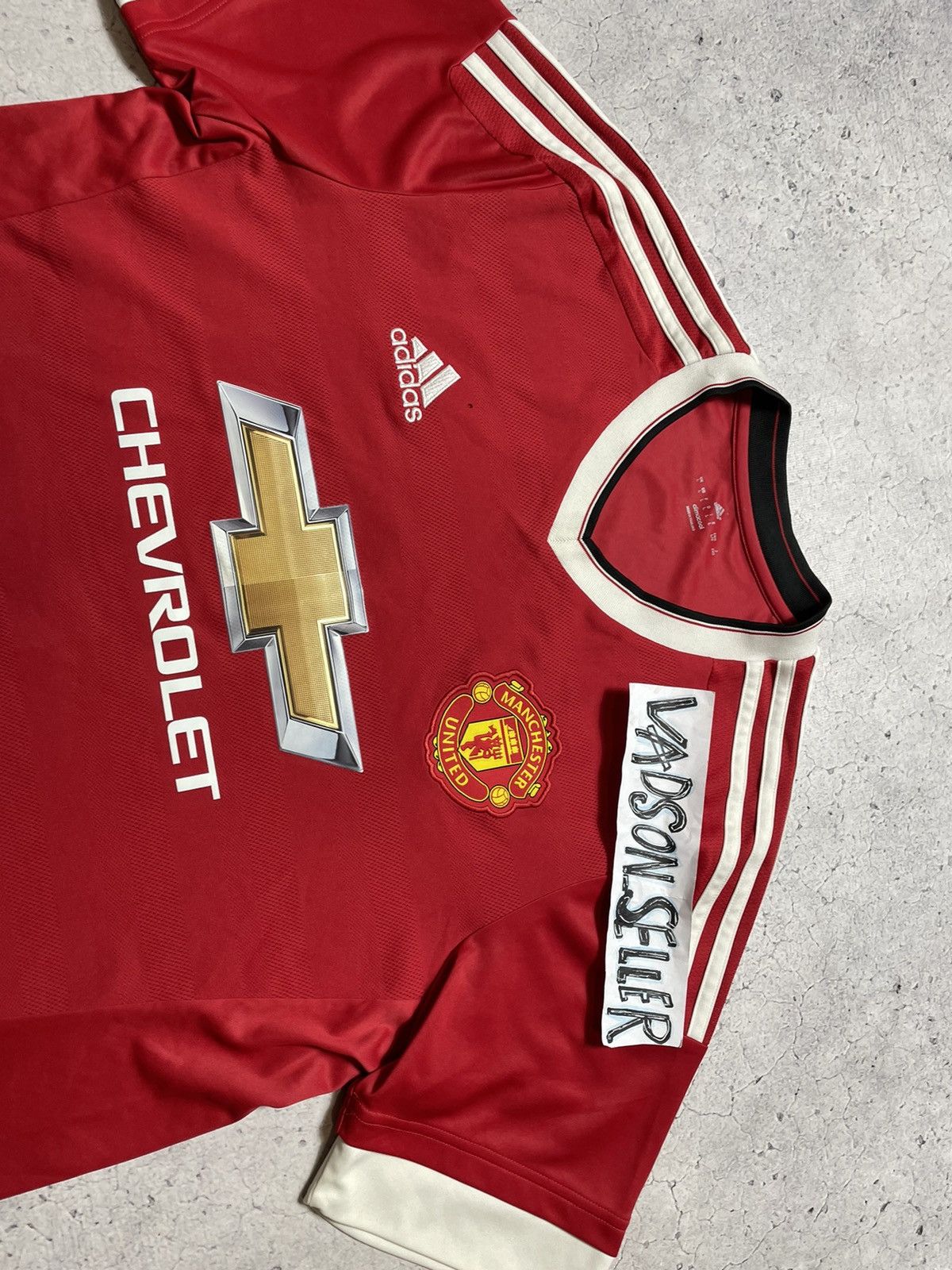 Adidas Adidas FC Manchester United 2015 Soccer Jersey Size US L / EU 52-54 / 3 - 6 Thumbnail