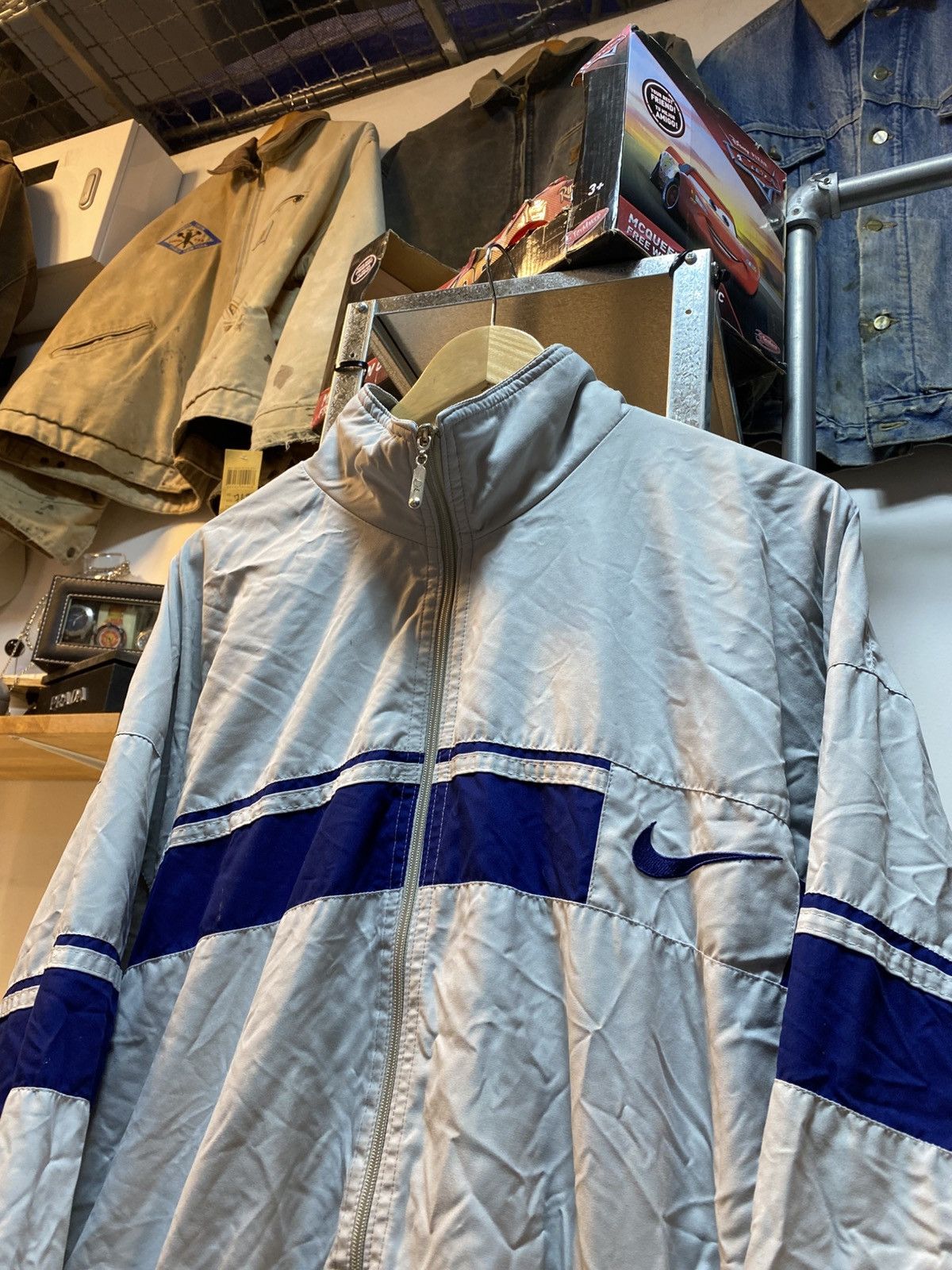 Nike Vintage Nike Swoosh Windbreaker Jacket Size US XL / EU 56 / 4 - 2 Thumbnail