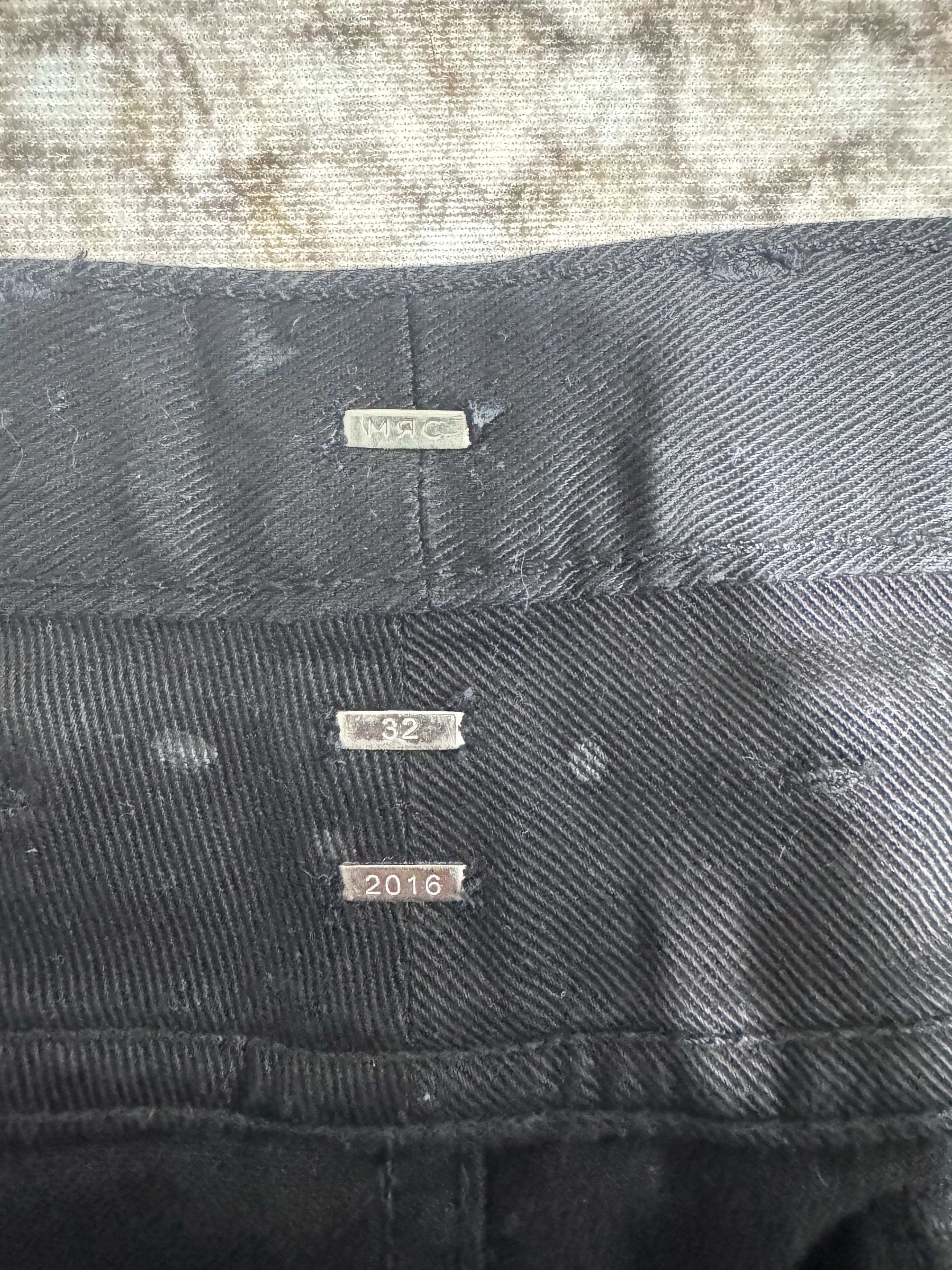 Mr. Completely Mr. Completely 2016 Zipper Paint Splatter Black Wax Denim Size US 32 / EU 48 - 7 Thumbnail